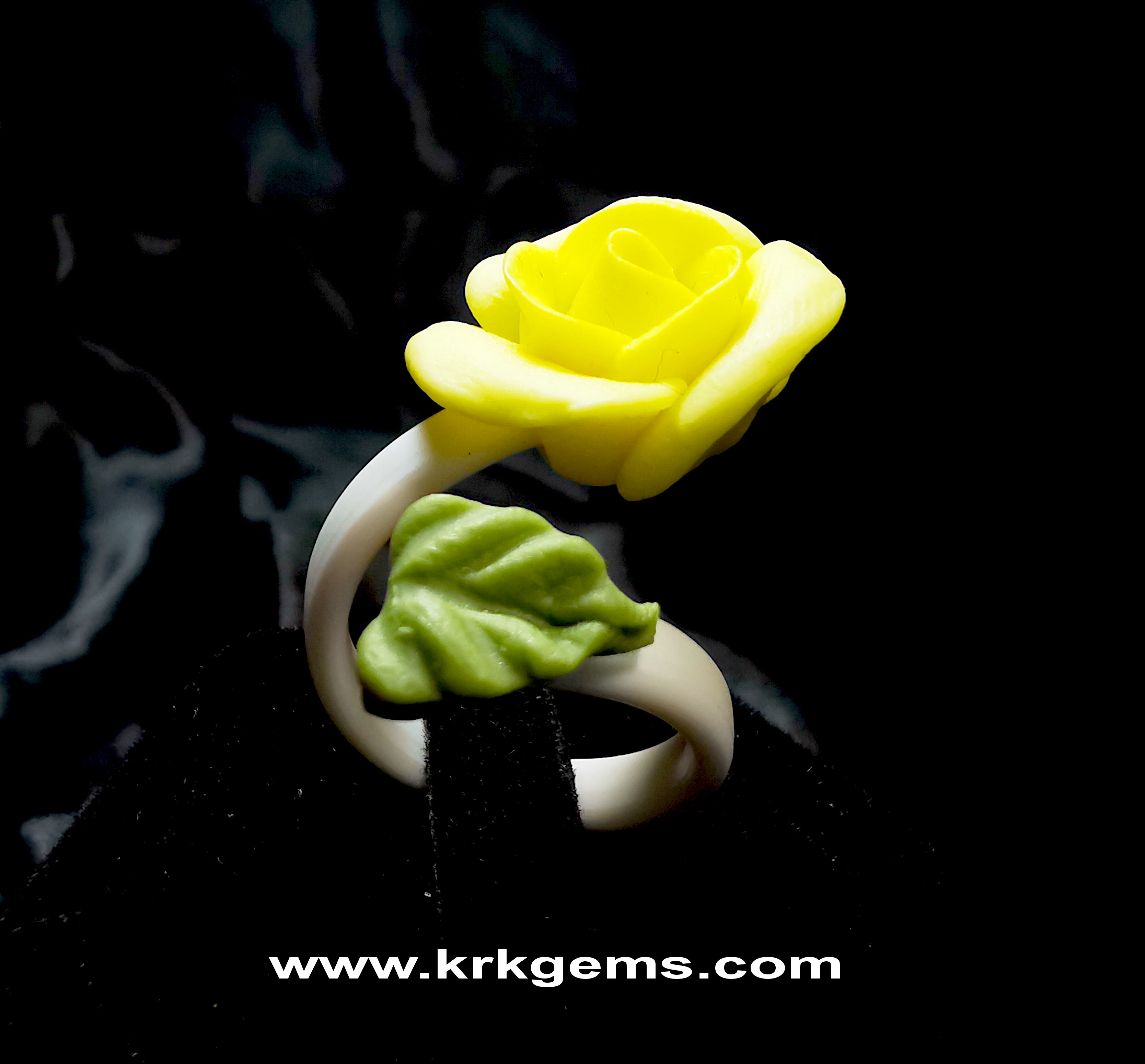 SMALL YELLOW ROSE HANDMADE CLAY RING