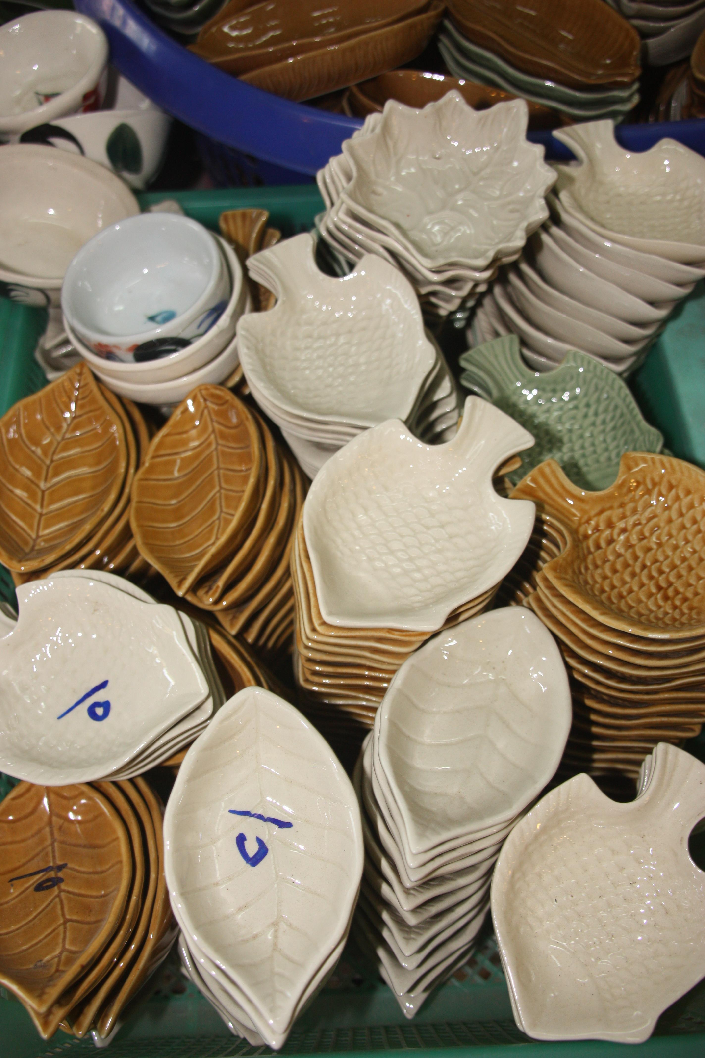 ถ้วยน้ำจิ้มคละแบบ