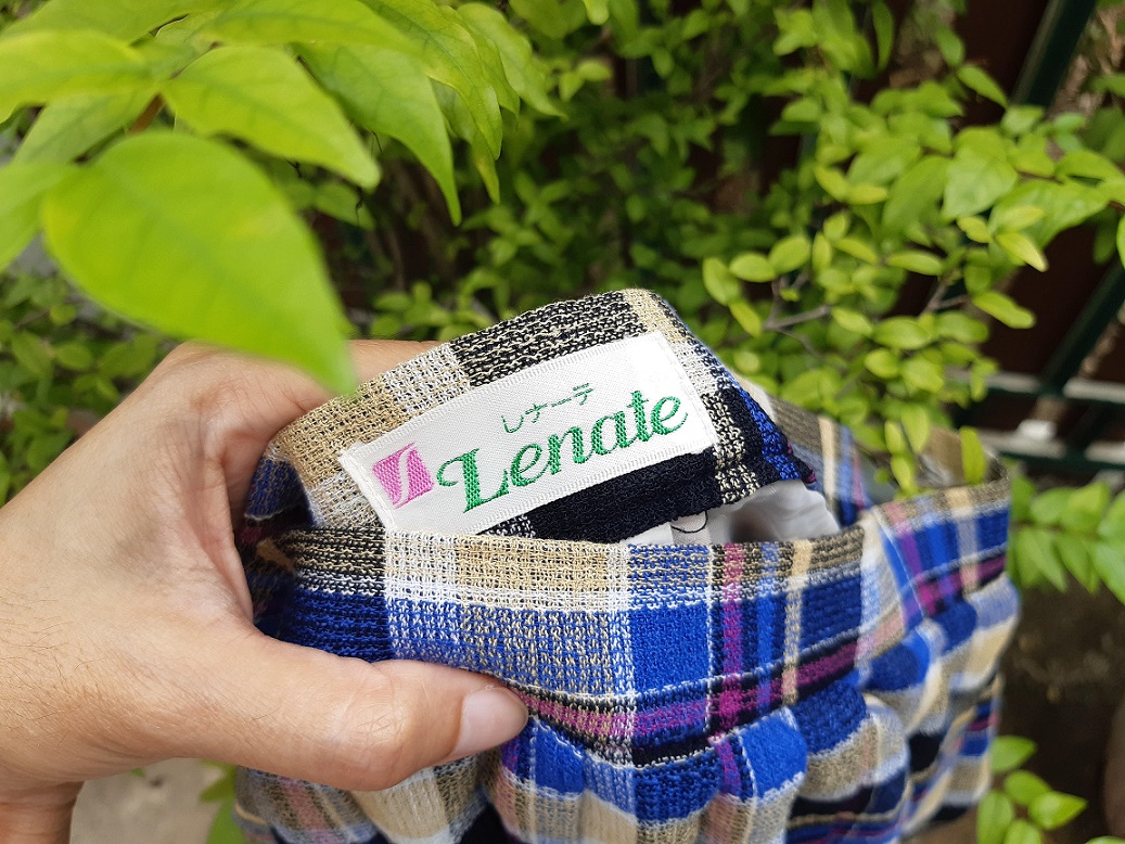 กระโปรงวินเทจลายสก๊อตสีสวย หายาก