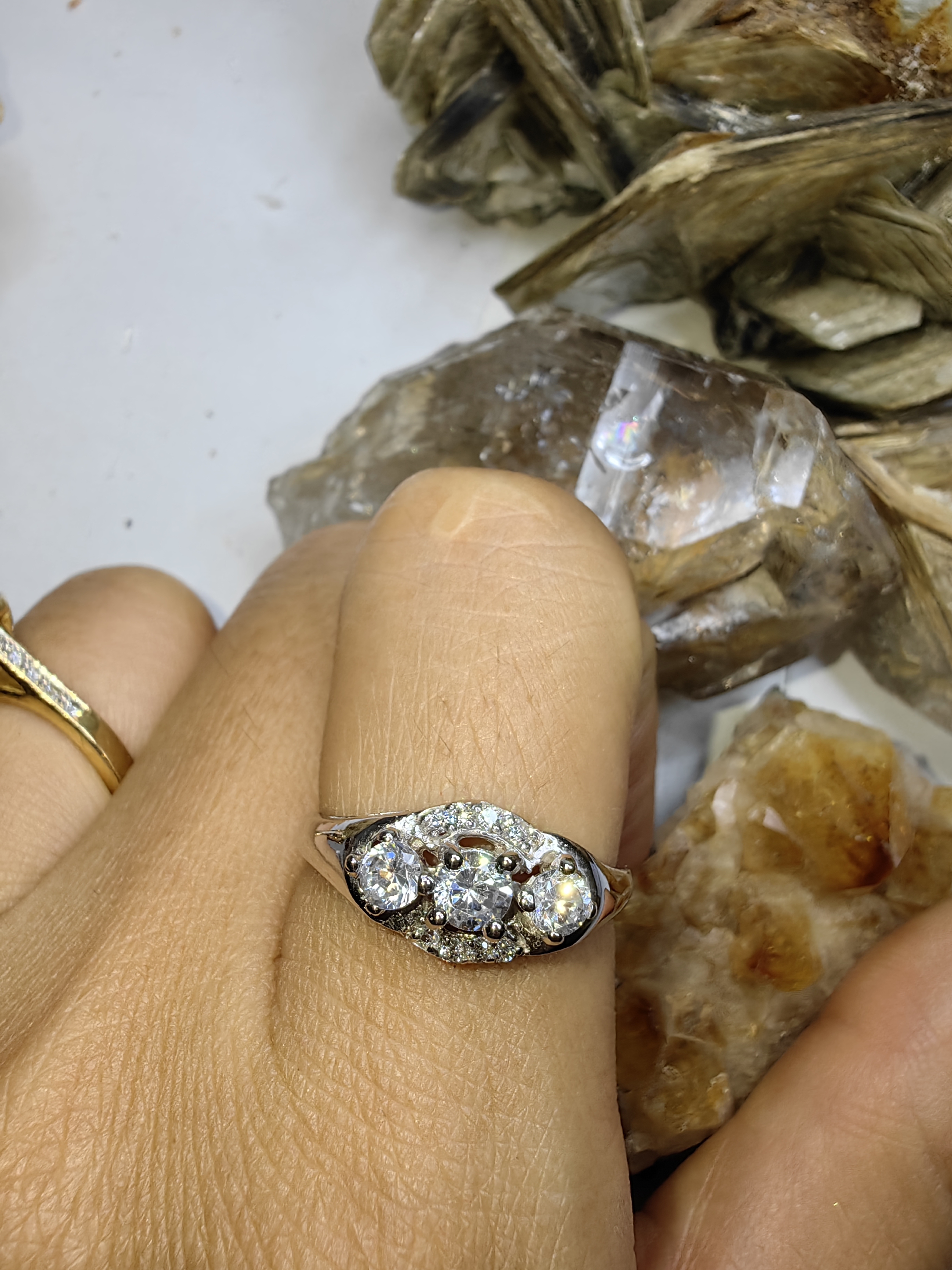 แหวนเพชร CZ เงินแท้ 92.5% Cubic Zirconia 925 Sterling Silver Ring Size 57