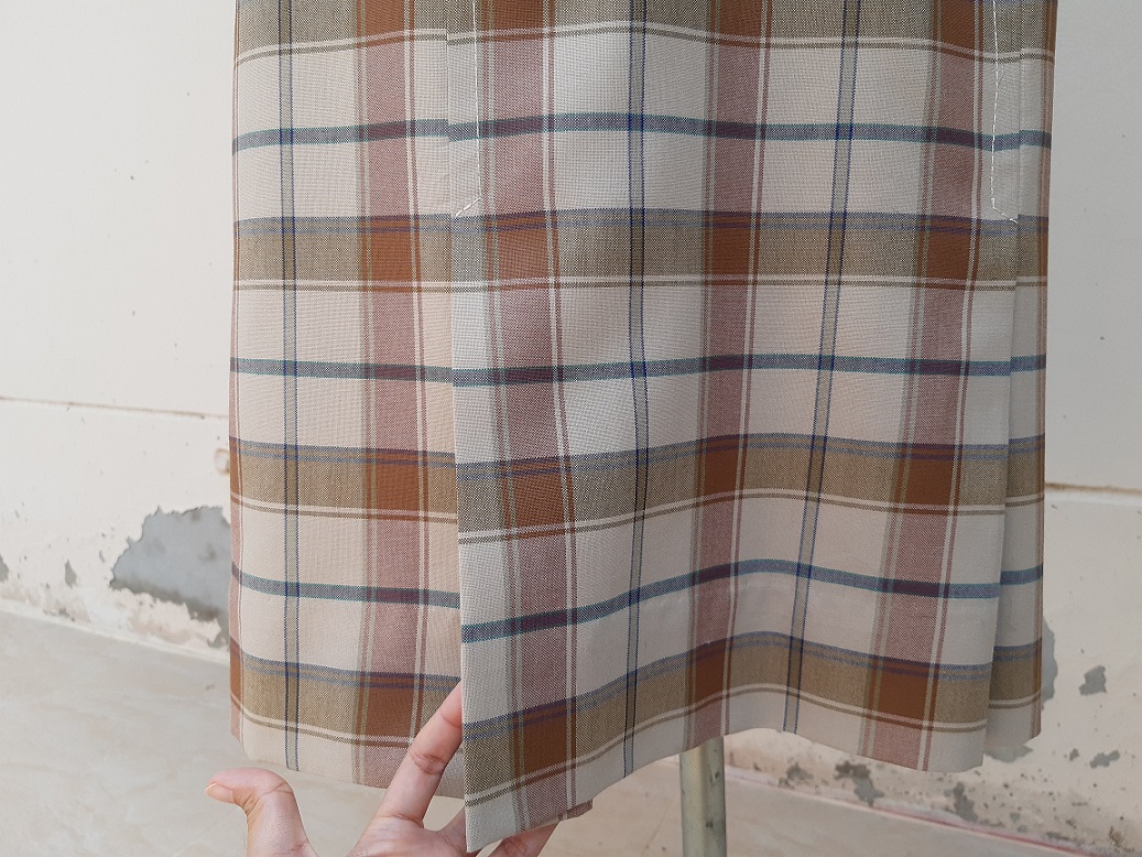 กระโปรงญี่ปุ่นมือสองลายสก็อต สไตล์มินิมอล