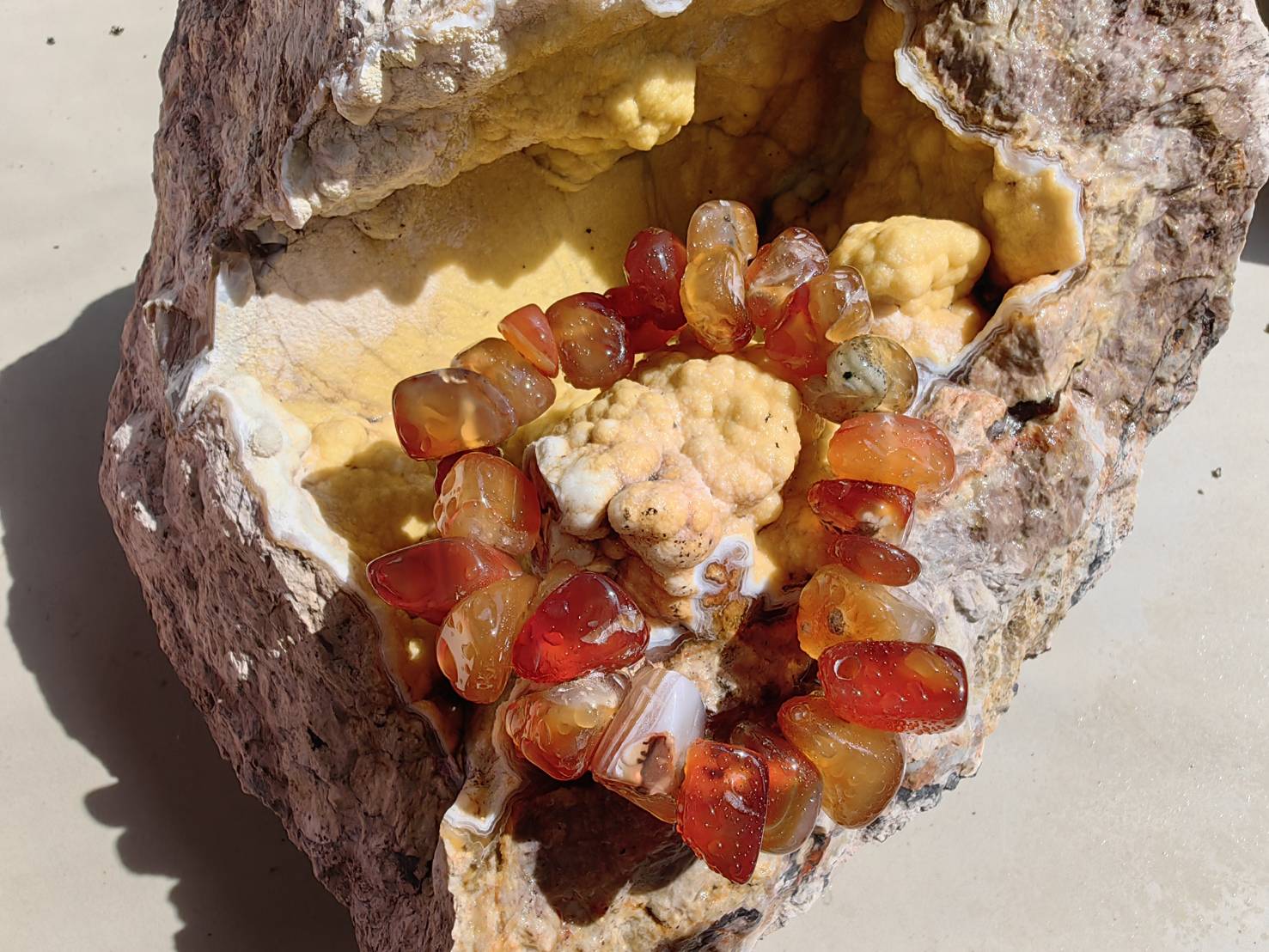 Carnelian Bracelets สร้อยข้อมือคาร์เนเลียน Size 15 cm. 314.00 ct