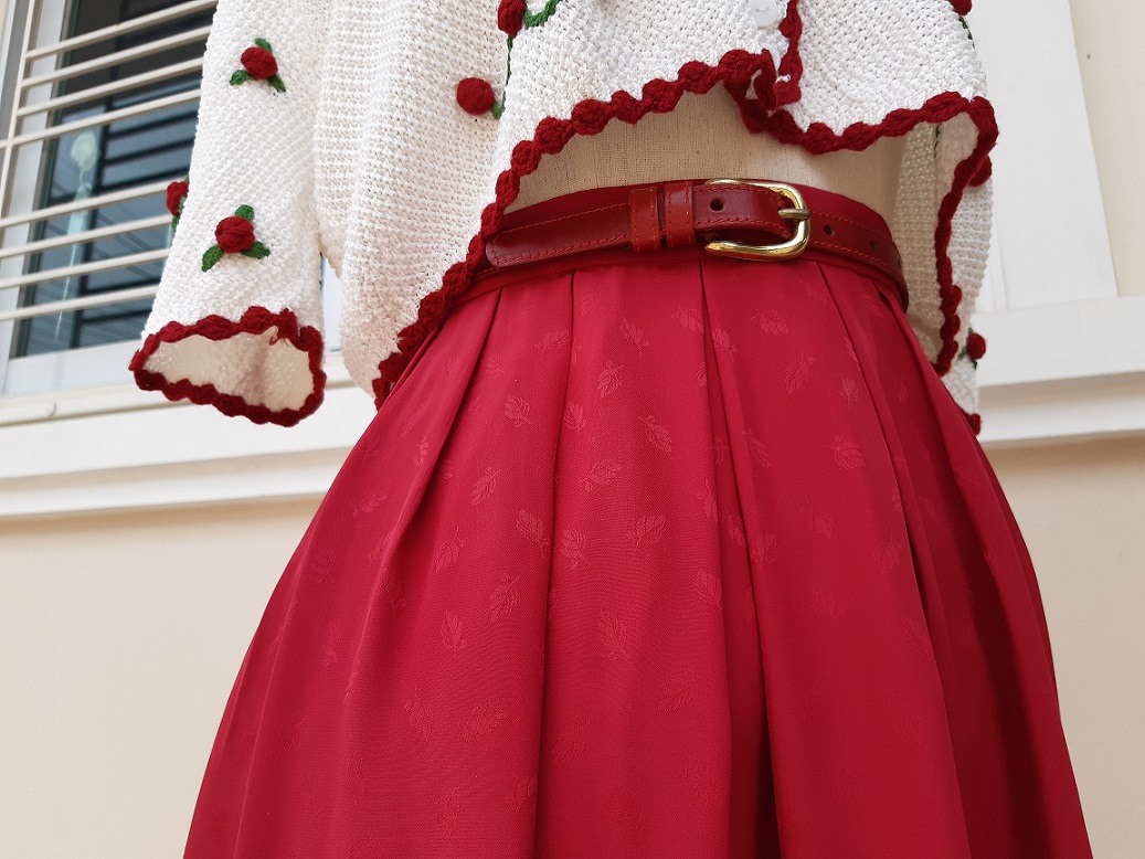 กระโปรงวินเทจสีชมพูบานเย็น