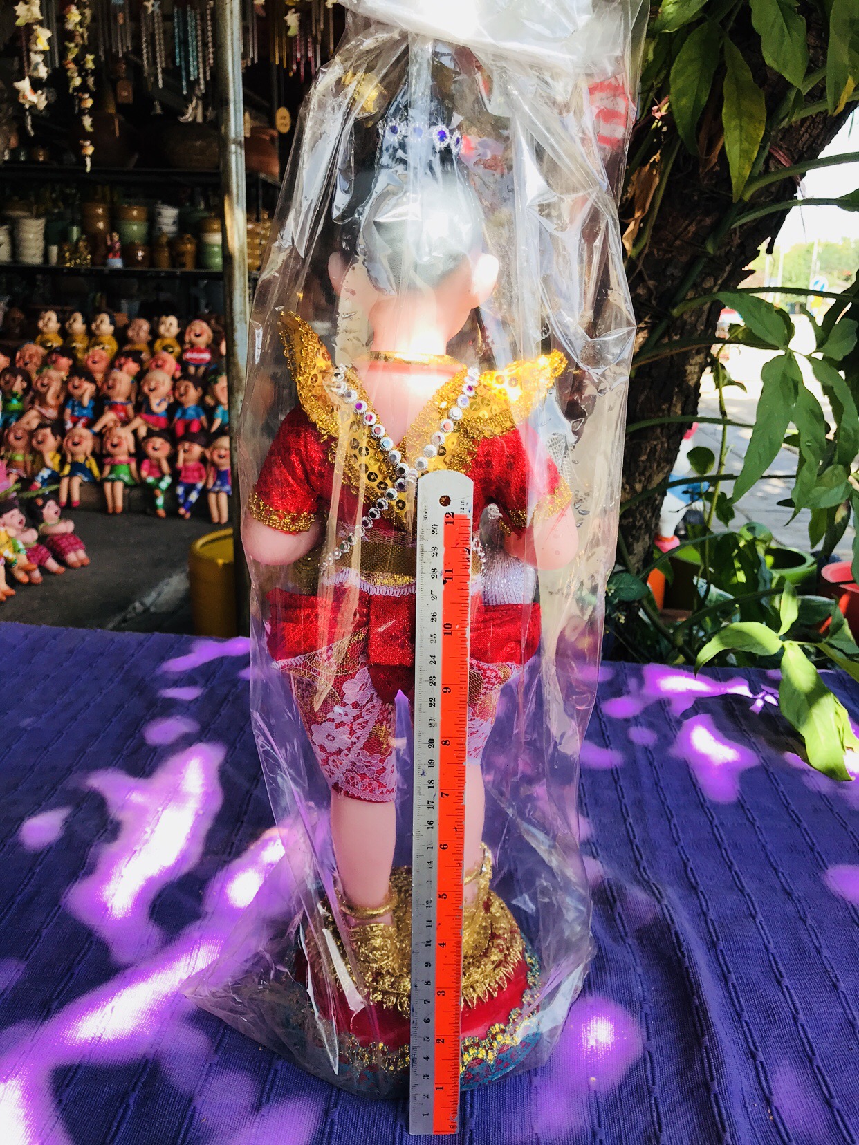 กุมารถือถุงเงินถุงทองเรซิ่น18”