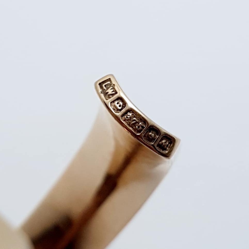 ❎✖️🚫ขายแล้ว(SoIdOut)🚫✖️❎กำไลข้อมือท้องปลิงทอง 9K เส้นผ่านศูนย์กลางวงใน 7 ซม (กำไลเบอร์ 21) หน้ากว้าง 8 มิล โค๊ดชัดเจน น้ำหนัก 32.8 กรัม