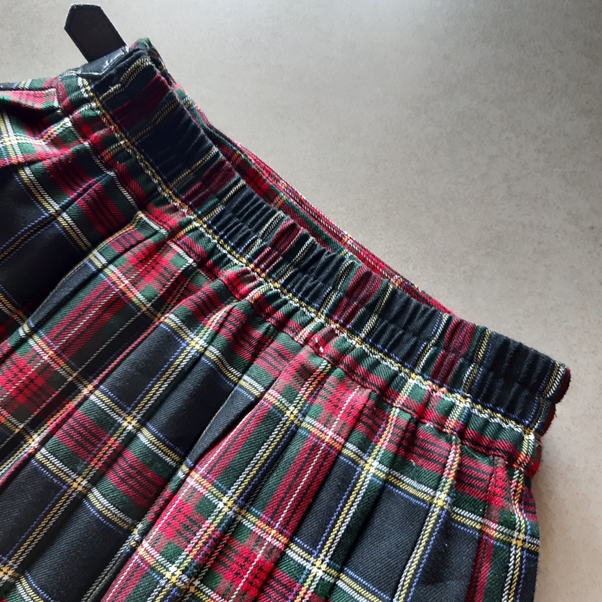 กระโปรงพลีทจีบรอบลายสก็อต