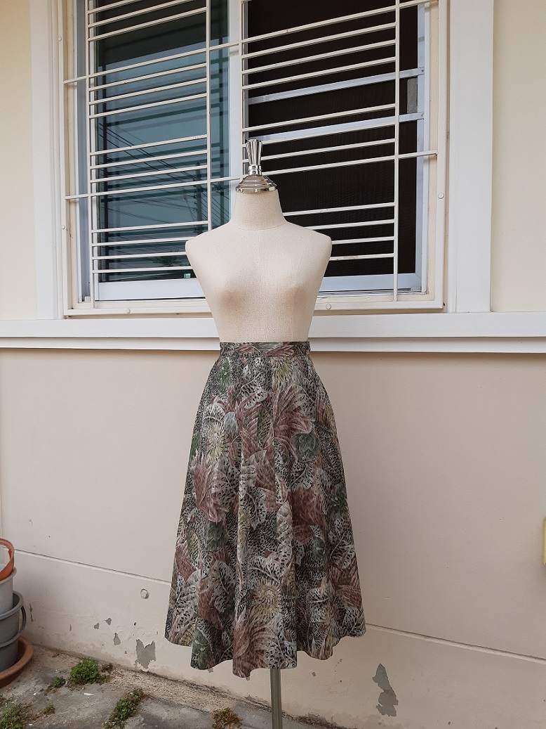 กระโปรงลายพราง