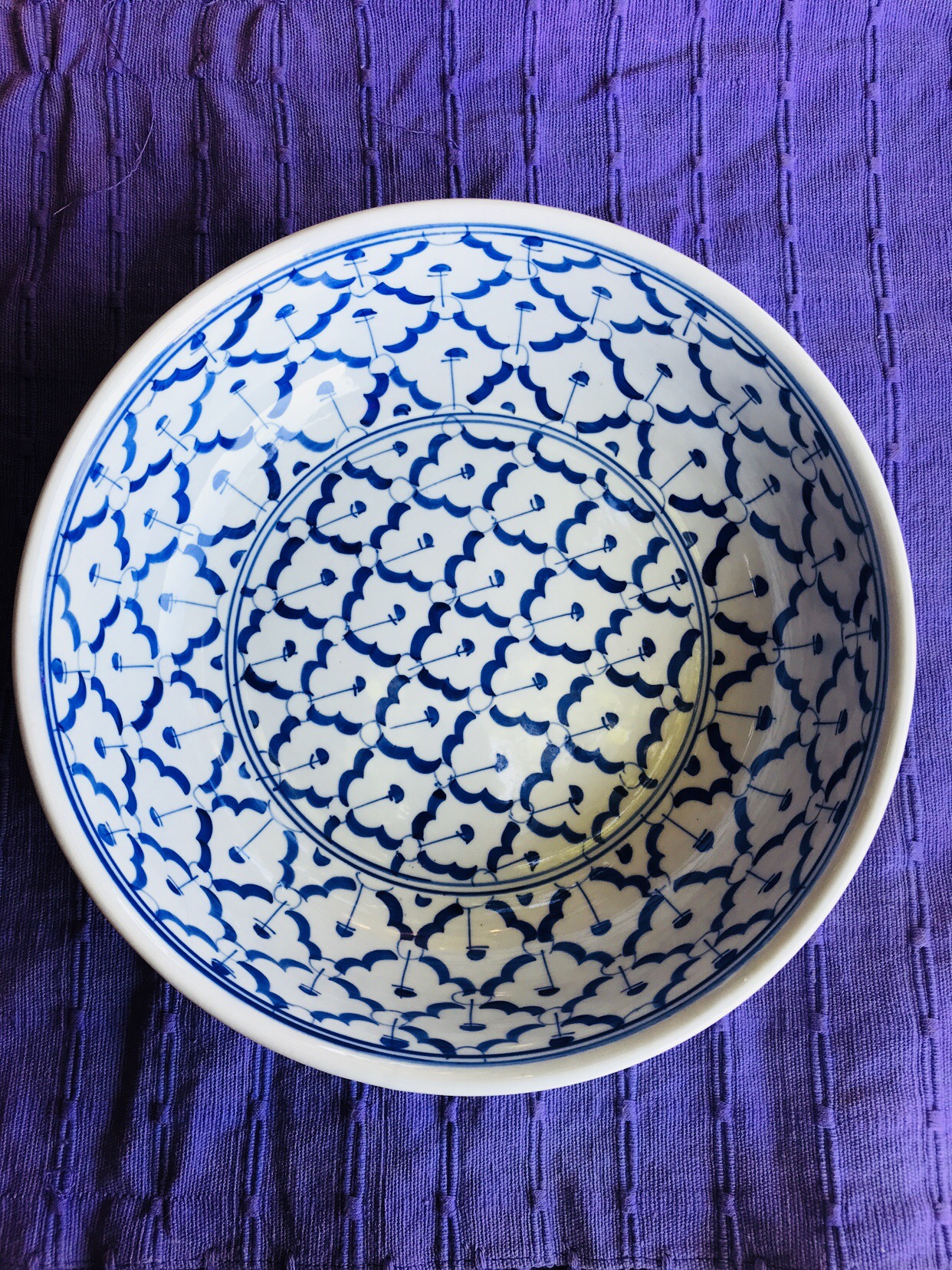 ชามสลัดก้นตัด8”