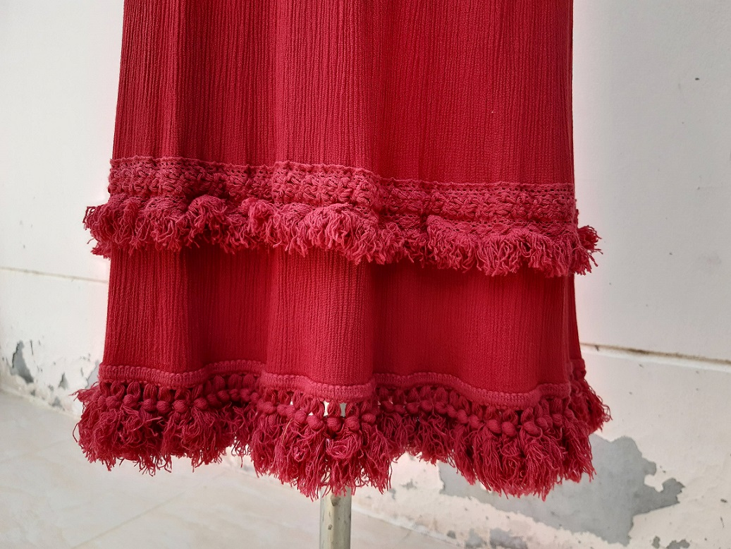 เดรสญี่ปุ่นสีแดงเข้ม เอวรูดเชือก 2 ฝั่ง ผ้าไม่ต้องรีด