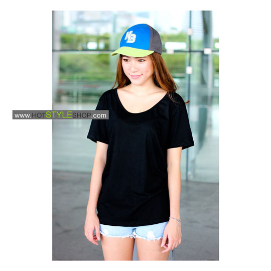 เสื้อยืดคอกว้าง เสื้อยืดคอยู