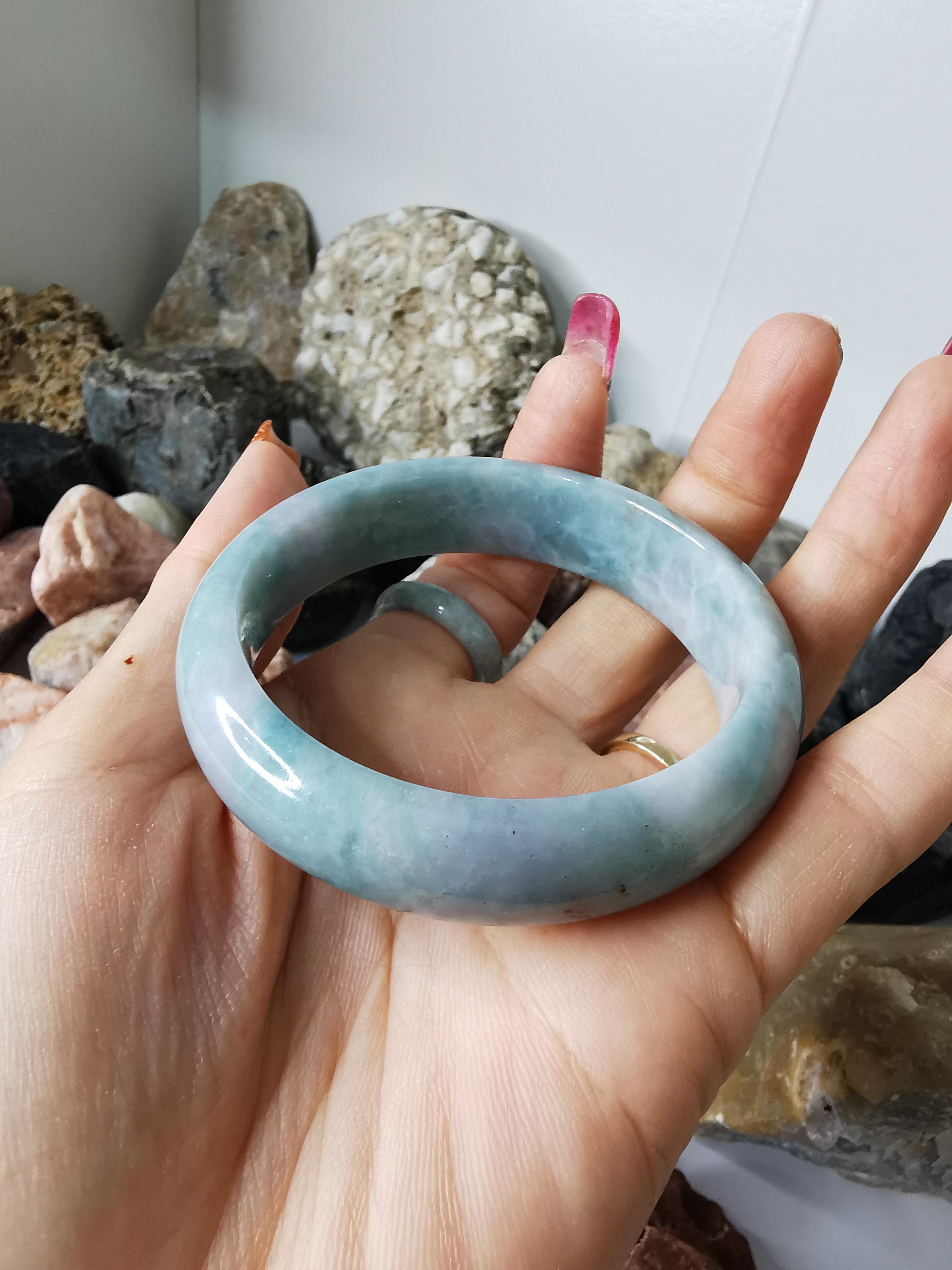 Violet Green White Jadeite Bangle กำไลหยกเจไดต์แท้ Diameter/ เส้นผ่านศูนย์กลางด้านใน /size 57 mm.*