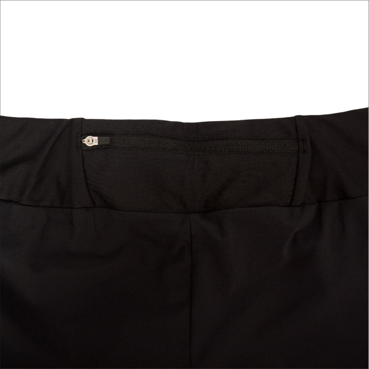 G 190105 กางเกงกีฬาขาสั้น DECATHLON ราคาเช่า 30 บาท ต่อ 1 วัน