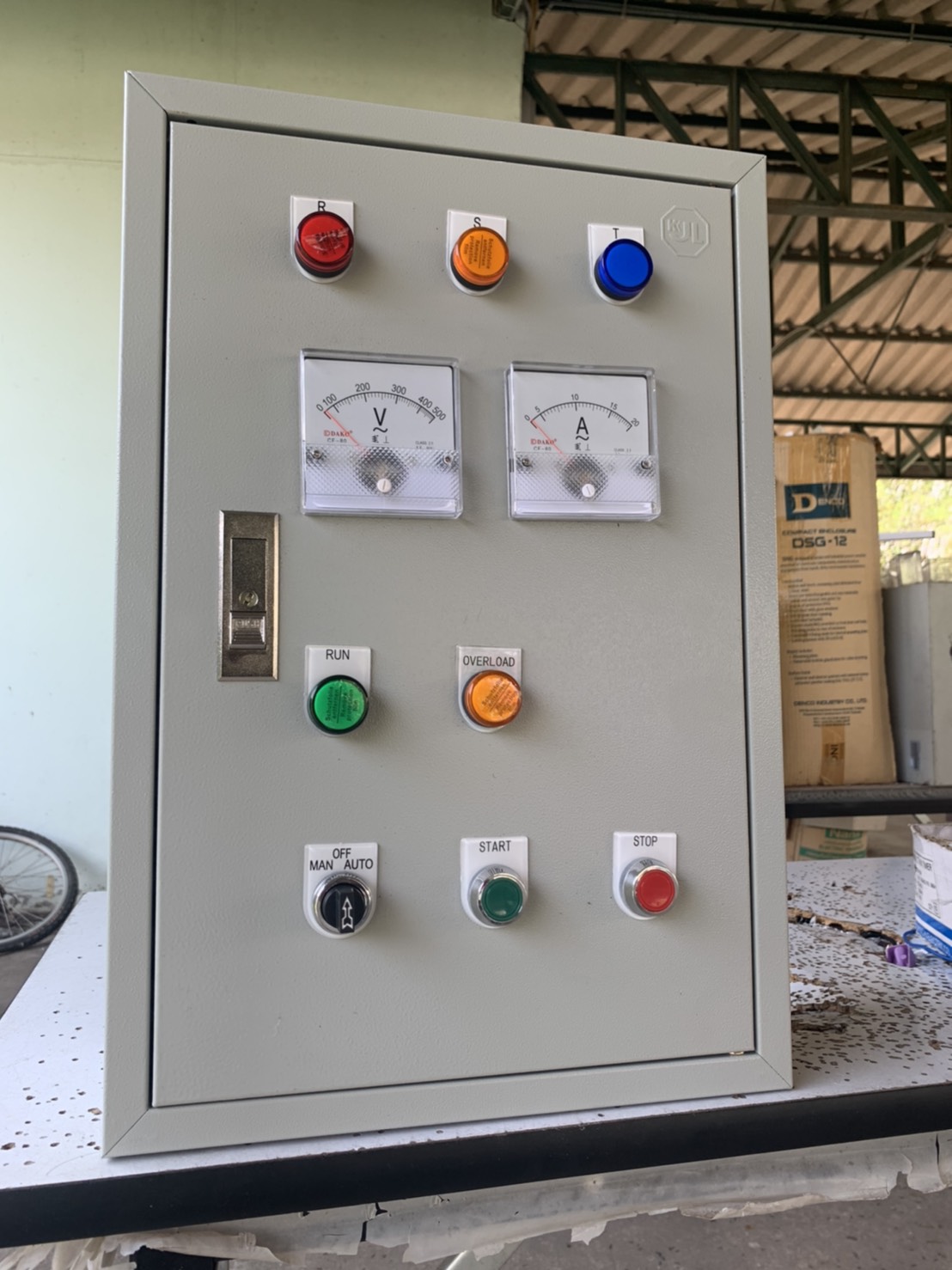 ตู้ควบคุมปั๊มน้ำ 10 Hp 380v ทำงานร่วมกับ Floatless level switch ( อิเล็กโทรด 3 ก้าน )