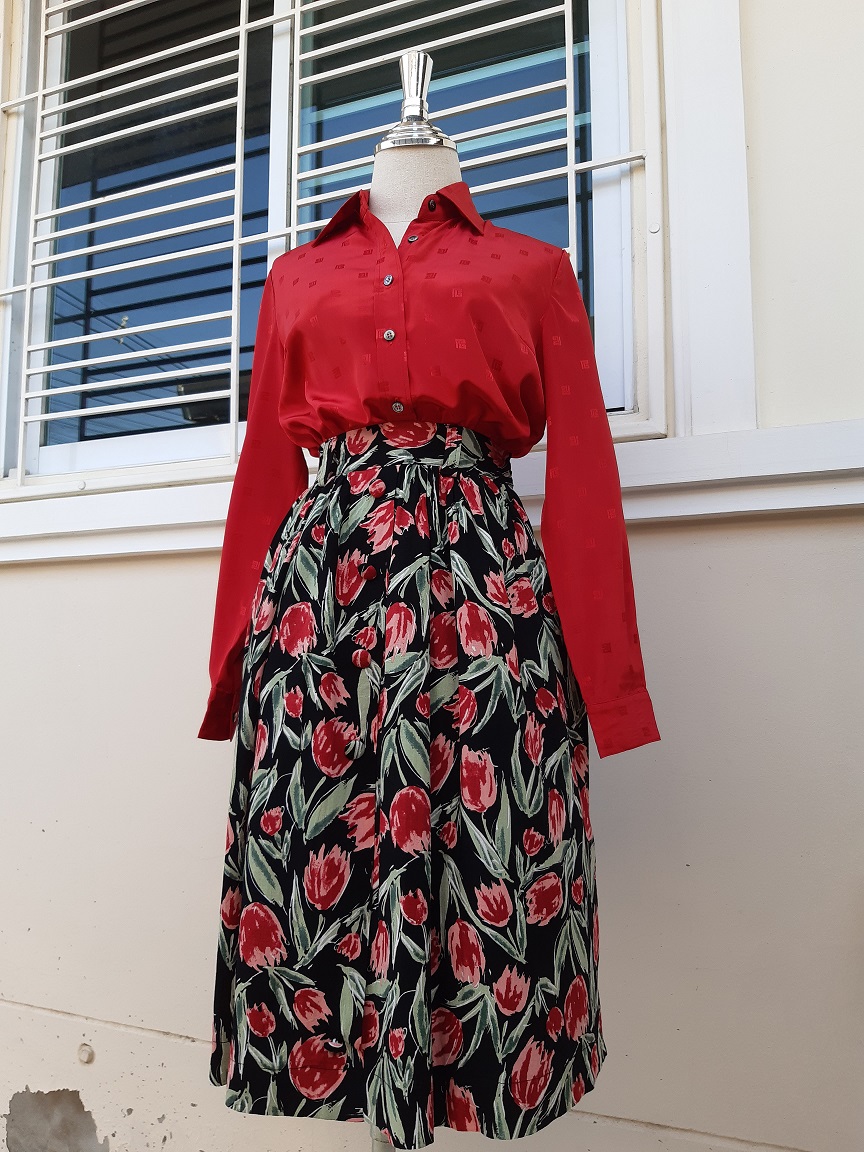 กระโปรงวินเทจลายดอกทิวลิป