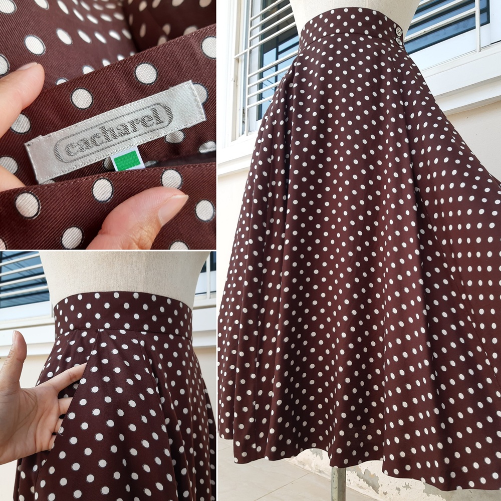 กระโปรงวินเทจลายจุดสีน้ำตาล ทรงบาน ผ้าทิ้งตัวสวย มีกระเป๋าข้าง (Vintage Skirt)