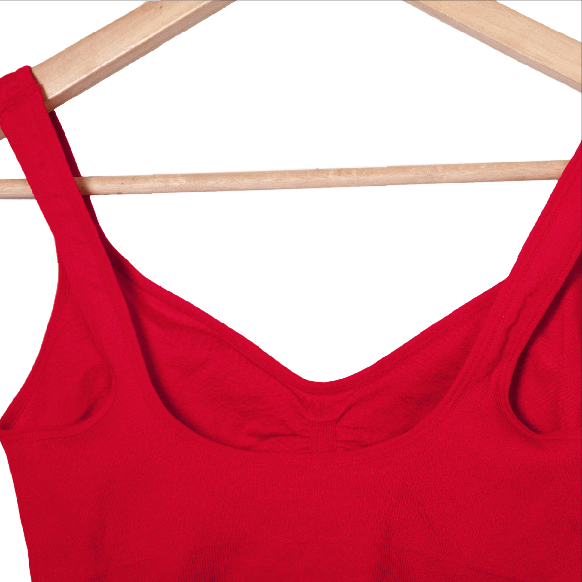 G 180106 เสื้อกีฬา (สปอร์ตบราครึ่งตัว) ราคาเช่า 30 บาท ต่อ 1 วัน