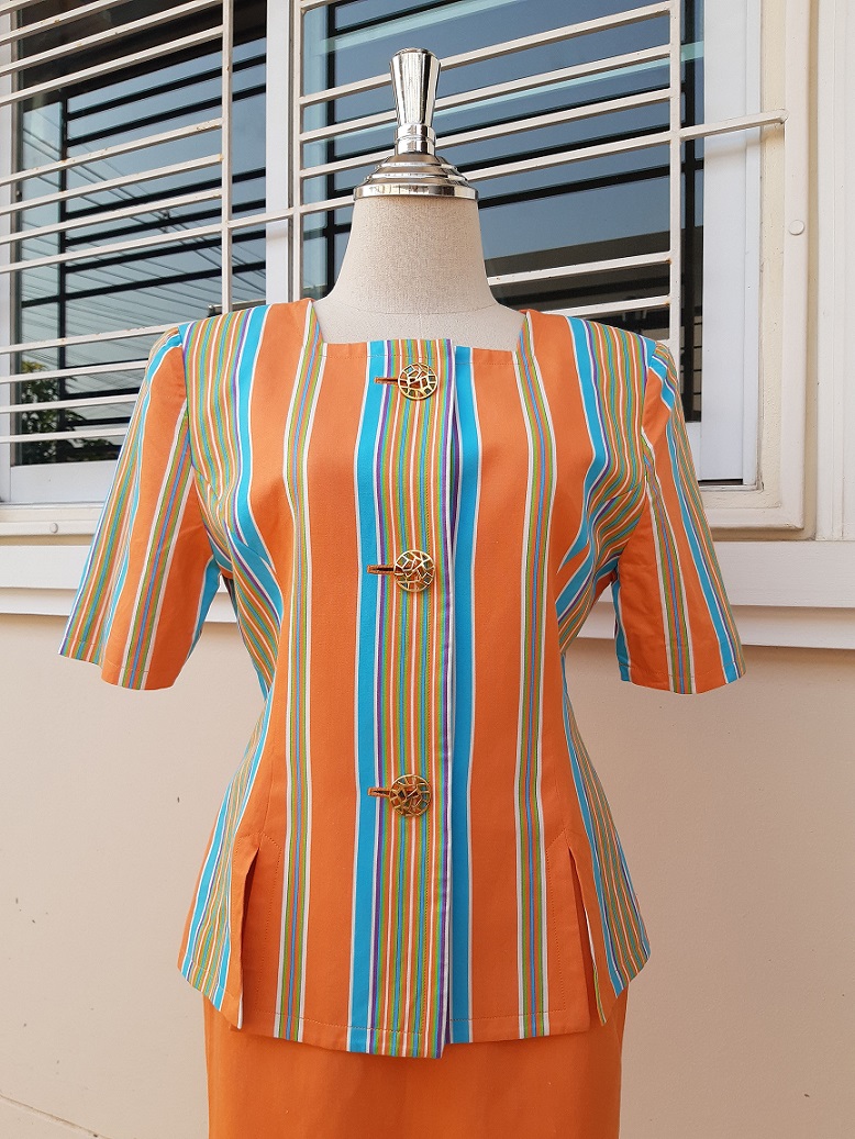 ชุดเซ็ตกระโปรงวินเทจลายทางสีส้ม-ฟ้า แบรนด์ Guy Laroche (Vintage outfits)