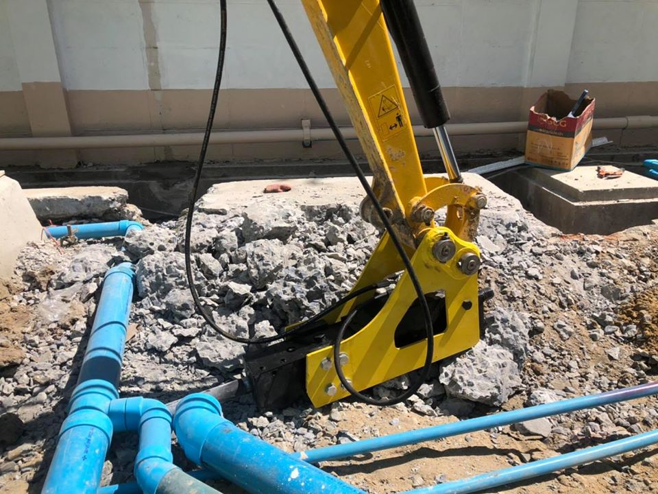 อุปกรณ์เสริมรถขุดเล็ก>>หัวแย็ก>>หัวเจาะ>>บุ้งกี่