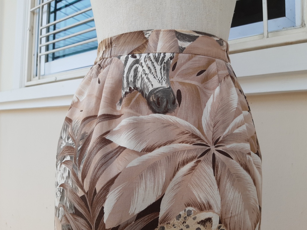 กระโปรงทรงเอลายเสือ งานวินเทจมือสอง