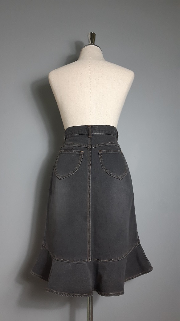 กระโปรงยีนส์สีเทา