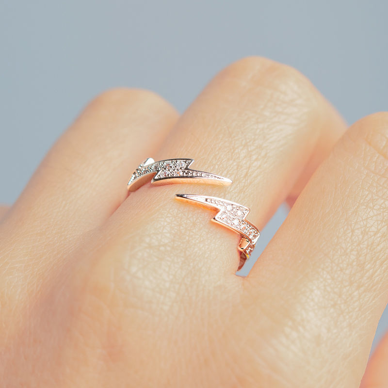 DIAMOND 18K YELLOW GOLD RING แหวน เพชร ทอง 18K Pre-order