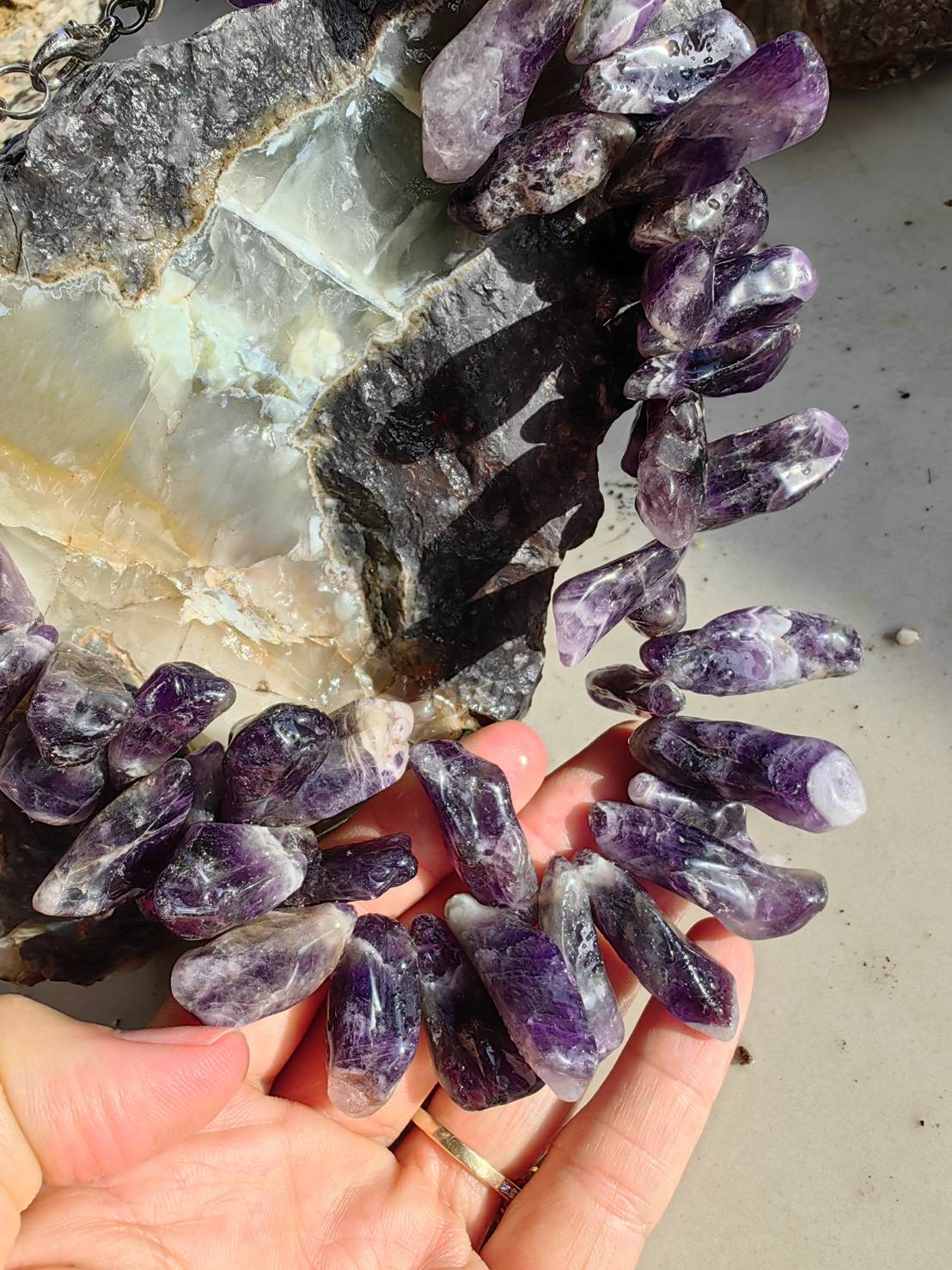 Amethyst Necklace สร้อยคออเมทิตส์ L 35 cm. 964.00 ct.