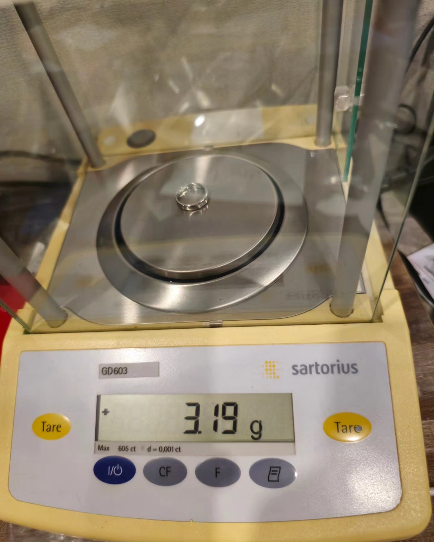 🚫ปิดการขาย(SoIdOut)🚫แหวนทองคำขาว 18K Jubilee เพชรเกสร 17 ตัง 1 เม็ด น้ำ 96(H) ความสะอาด vvs ไซส์ 51 น้ำหนัก 3.19 กรัม ราคา 10,300.- (ออกShop38500)