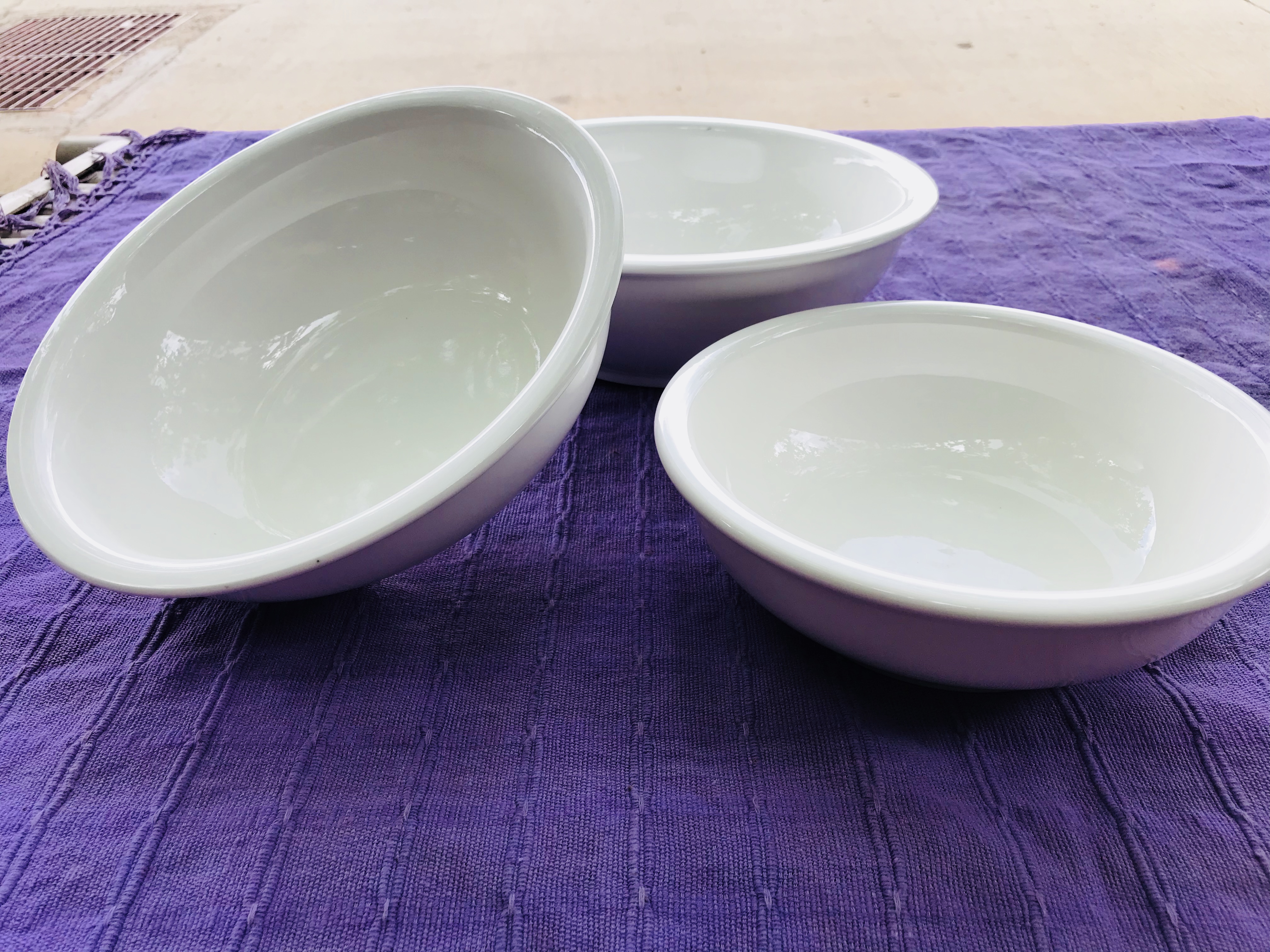 ชามกลมยกขอบพอชเลน8"