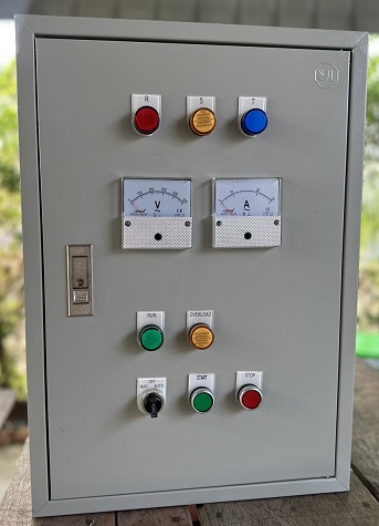 ตู้ควบคุมปั๊มน้ำ 5-7.5 Hp 3 เฟส 380v ตั้งเวลาการทำงาน มีเฟส