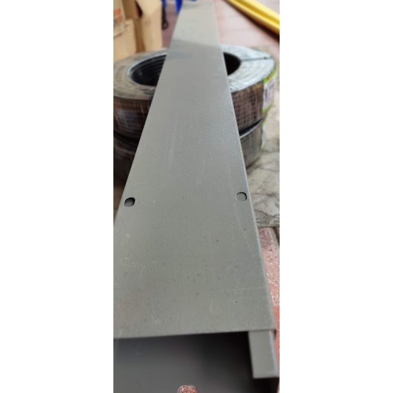 KJL Wireway รางไวร์เวย์ ขนาด 2x 4 x 4 4ฟุต รางเหล็ก ไฟฟ้า ขนาด กว้าง4นิ้ว สูง2นิ้ว ยาว 1.2เมตร วายแวร