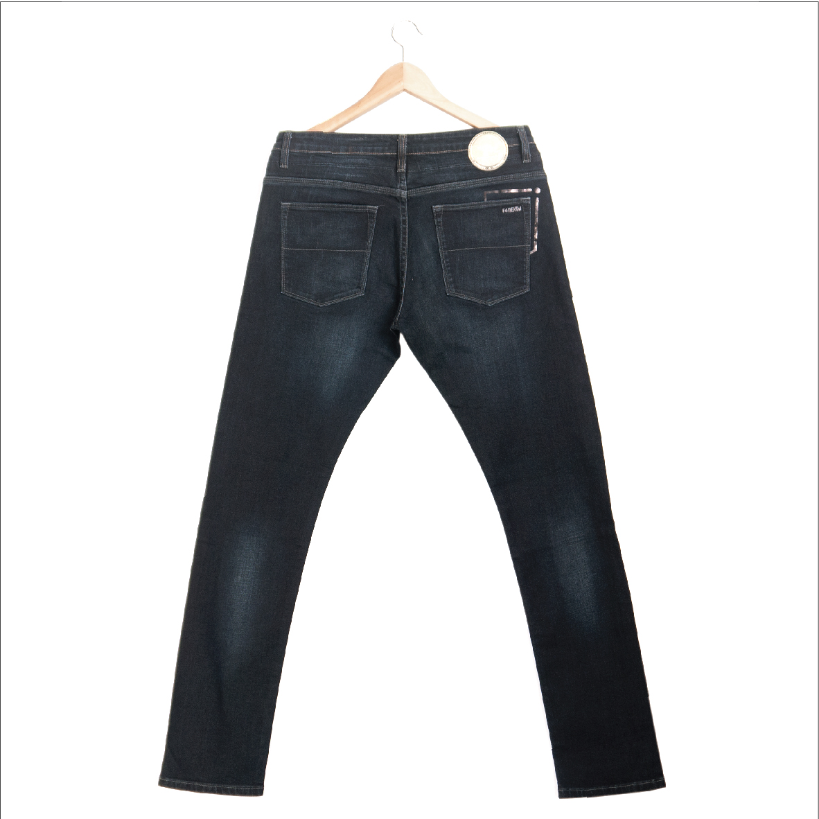 G 160175 กางเกงขายาว (ยีนส์) F4 Design ราคาเช่า 130 บาท ต่อ 1 วัน