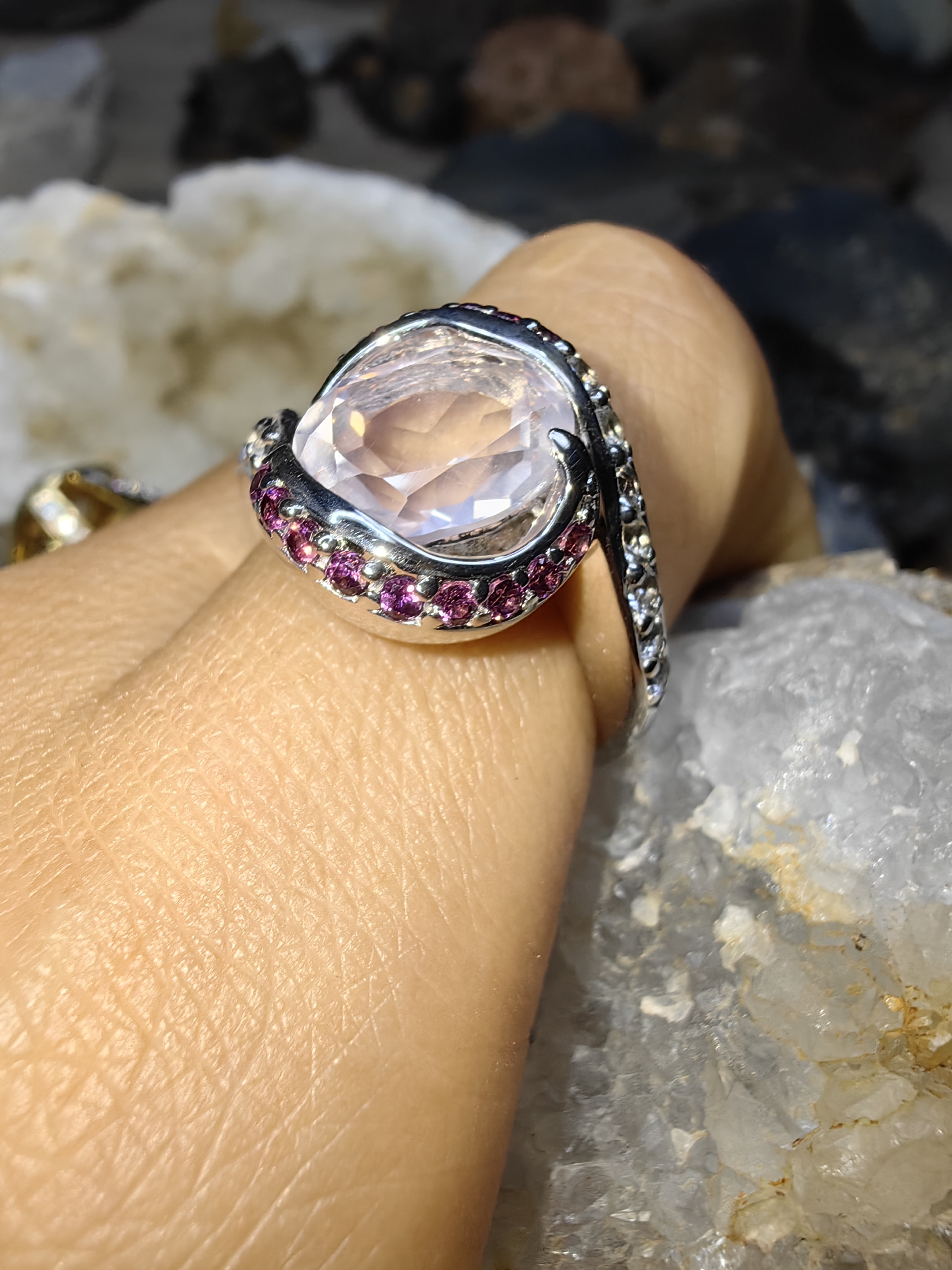 ROSE QUARTZ RUBELLITE RING
