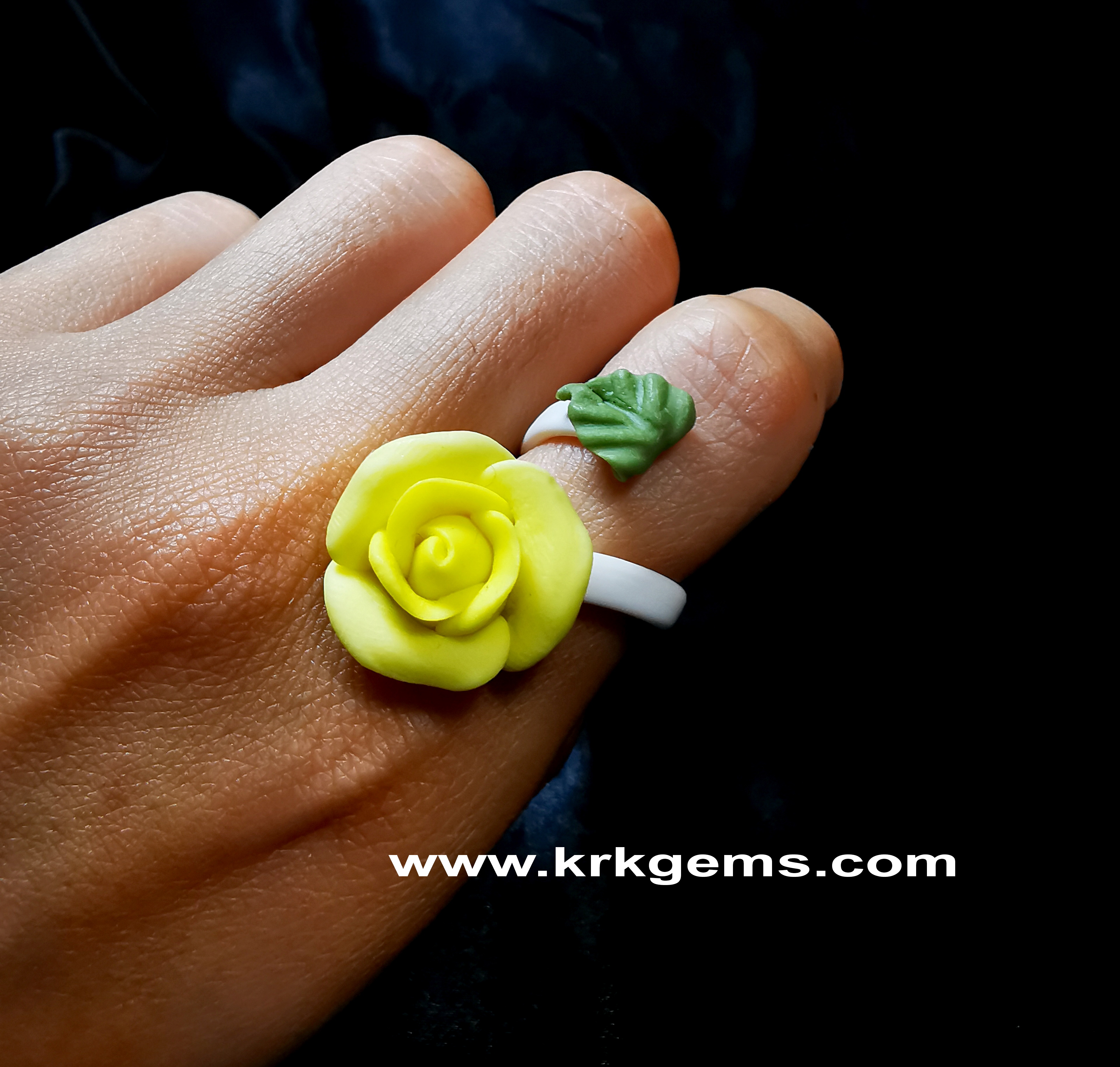 SMALL YELLOW ROSE HANDMADE CLAY RING