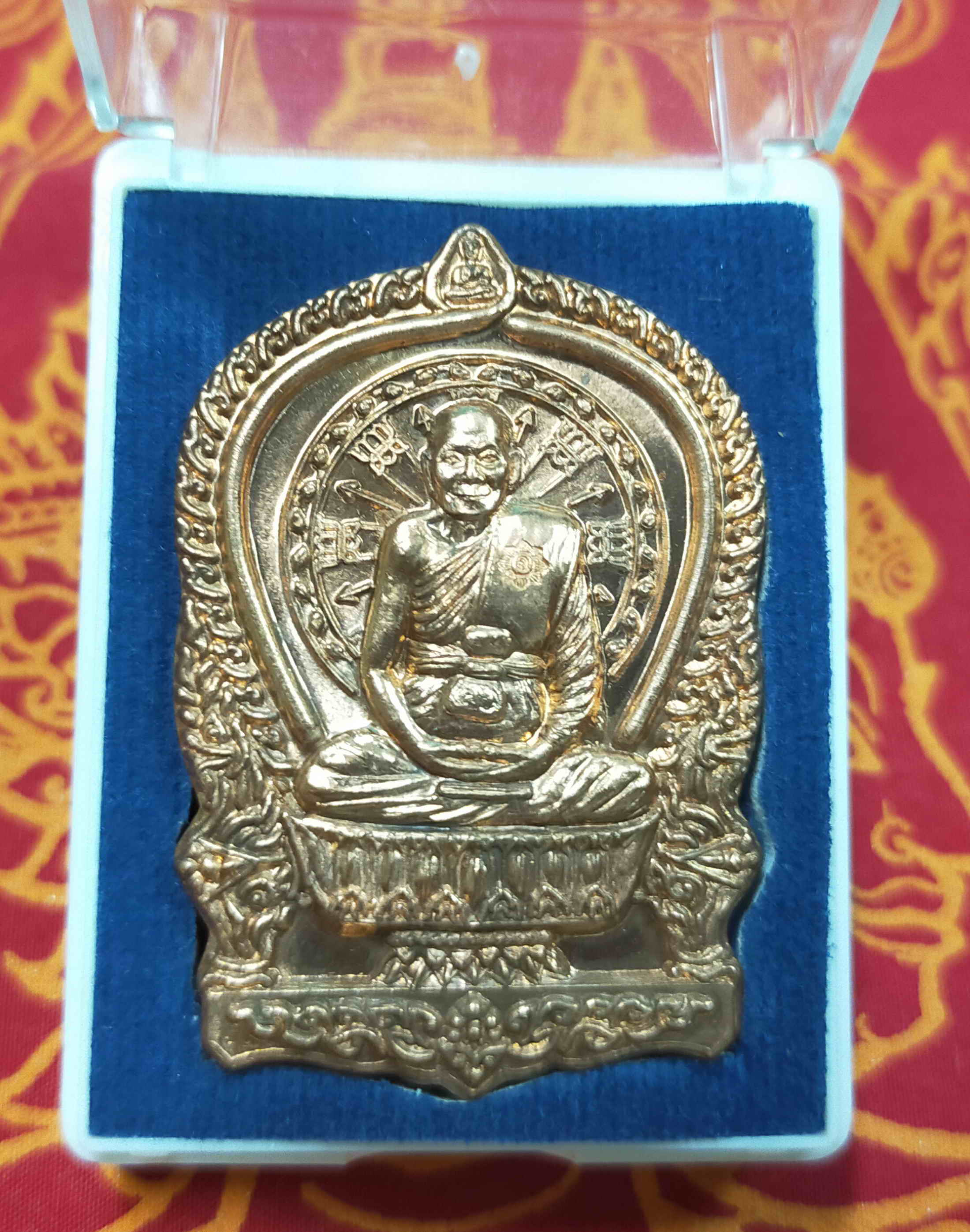 หลวงพ่อจรัญ ฐิตธมฺโม วัดอัมพวัน สิงห์บุรี เหรียญนั่งพานมหามงคล ชนะมาร เนื้อทองแดง ตอกโค้ด กล่องเดิมพระแท้ วัตถุมงคลดี โดย sukpra (ศุขพระ)