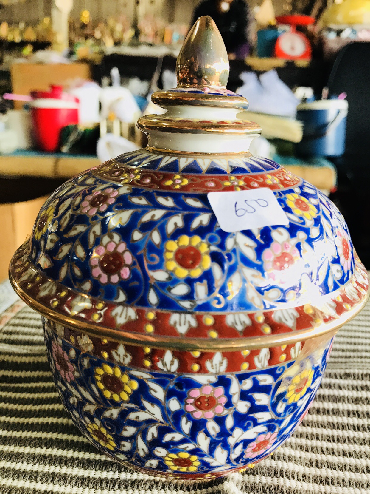 โถเบญจรงค์ฝาปิดขนาด 4 นิ้ว