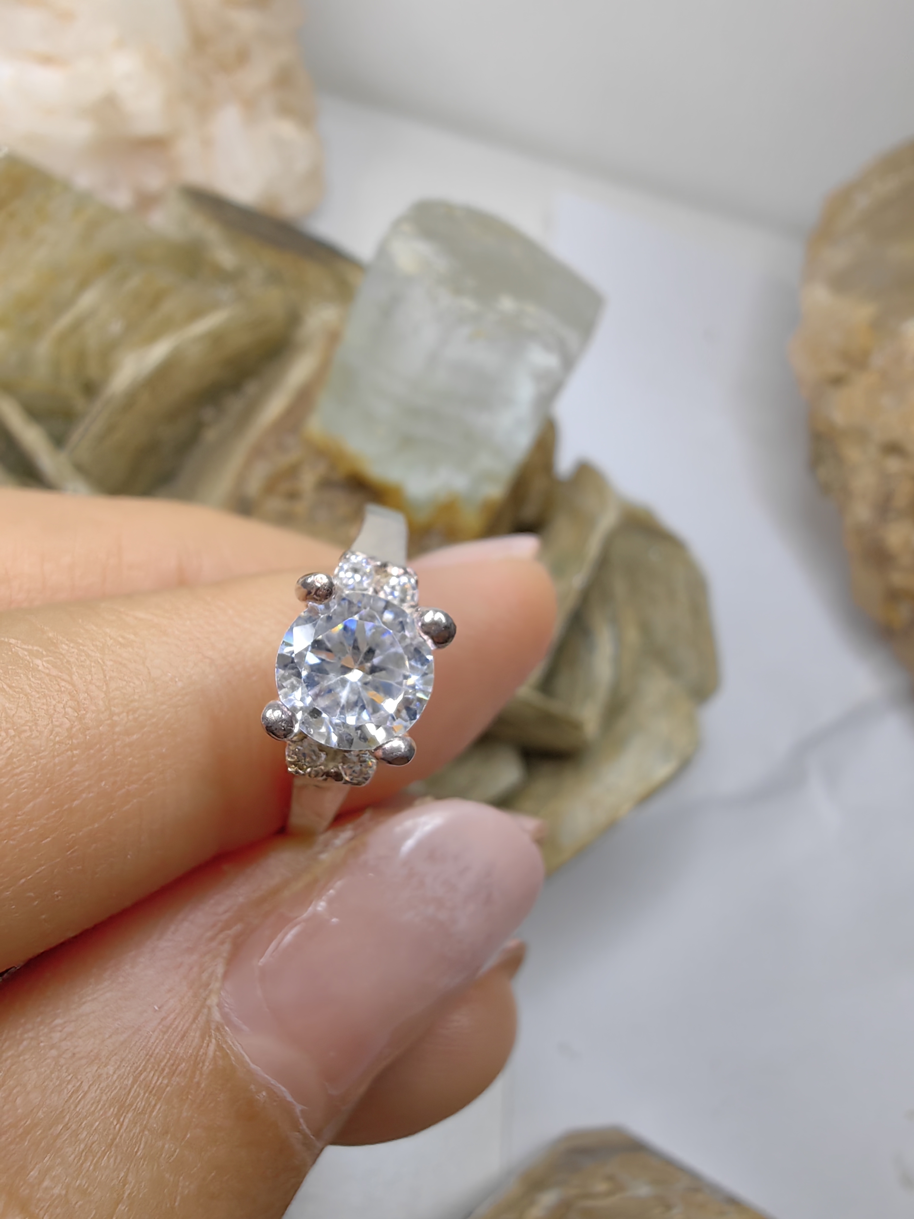 แหวนเพชร CZ เงินแท้ 92.5% Cubic Zirconia 925 Sterling Silver Ring Size 49.5