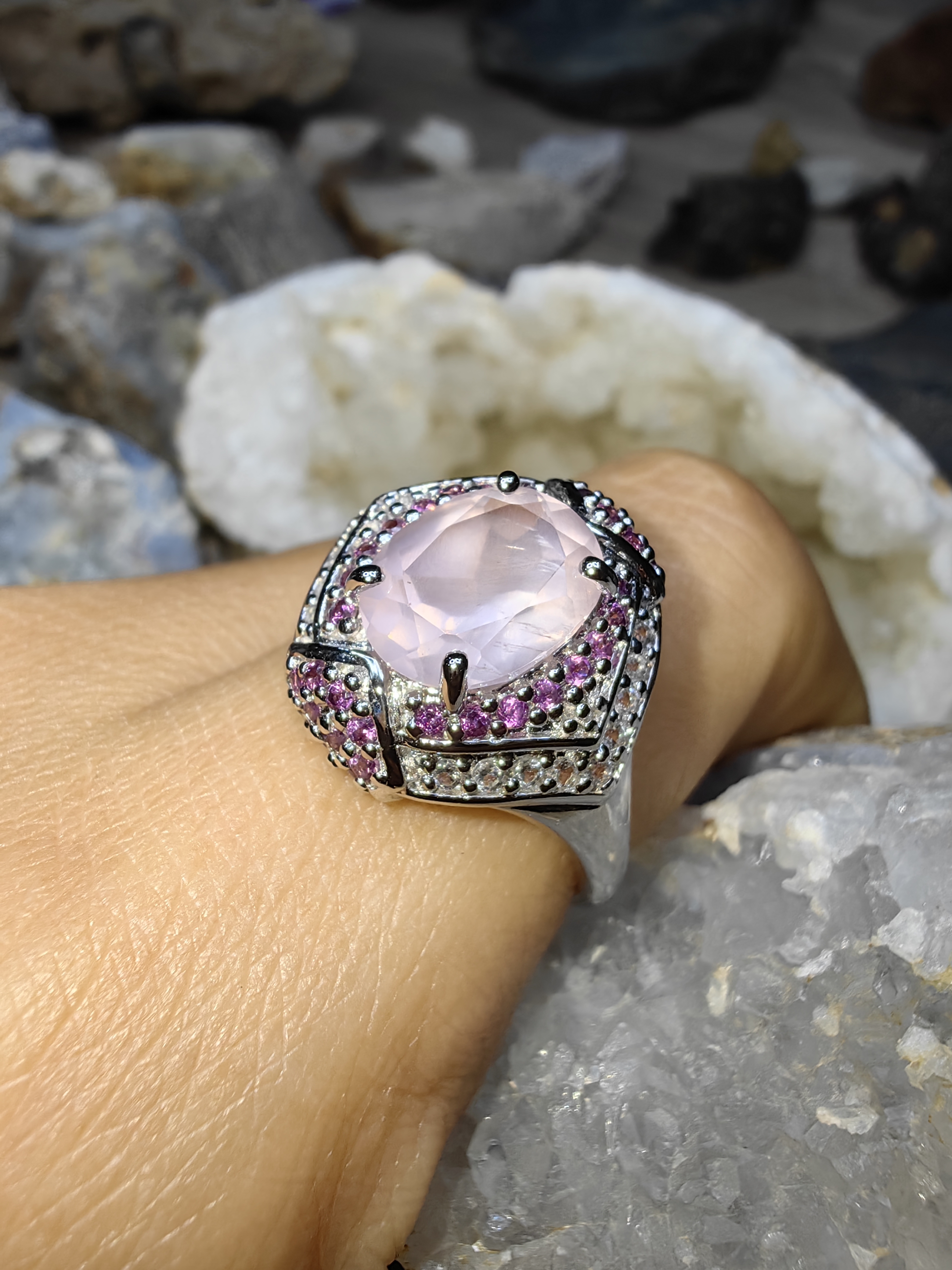 ROSE QUARTZ RHODOLITE RING