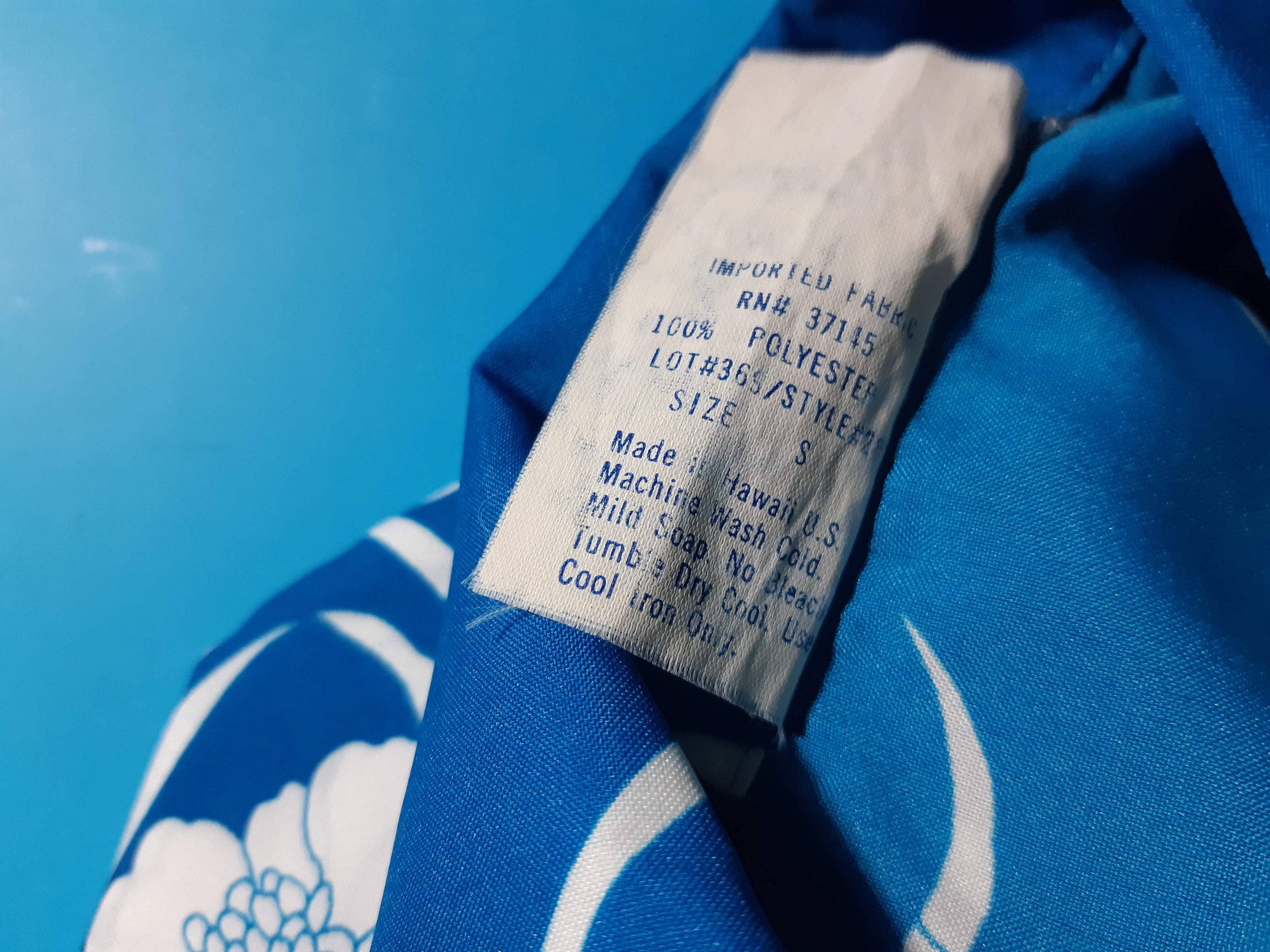 เสื้อเชิ้ตฮาวายสีฟ้า Made in U.S.