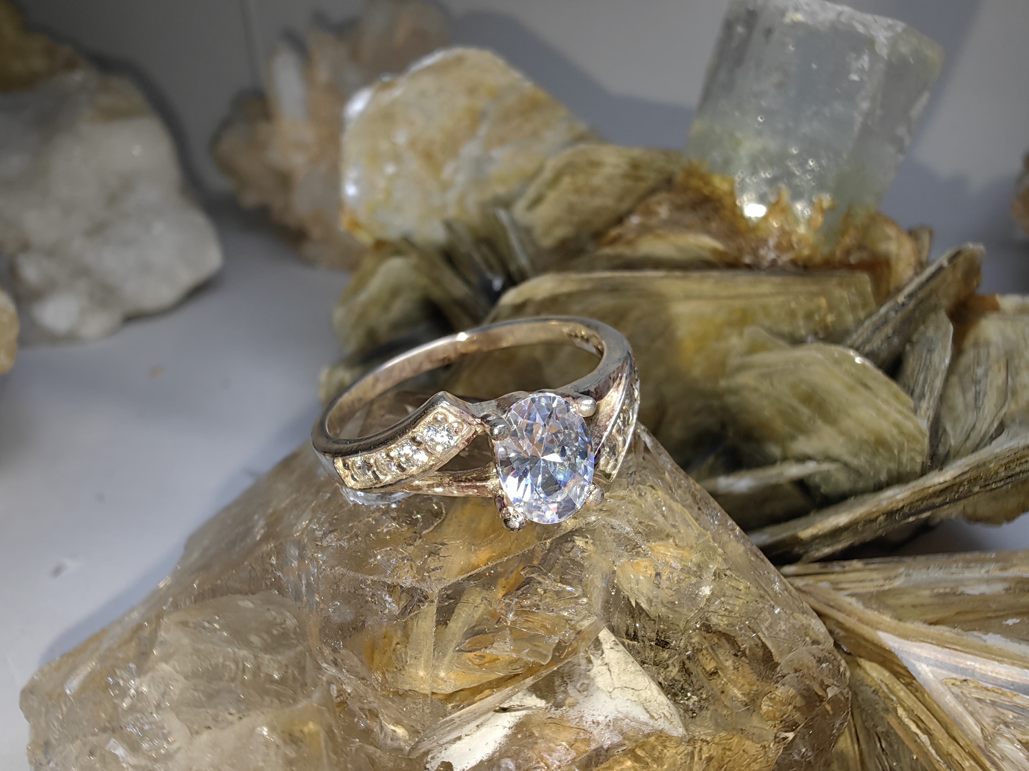 แหวนเพชร CZ เงินแท้ 92.5% Cubic Zirconia 925 Sterling Silver Ring Size 56