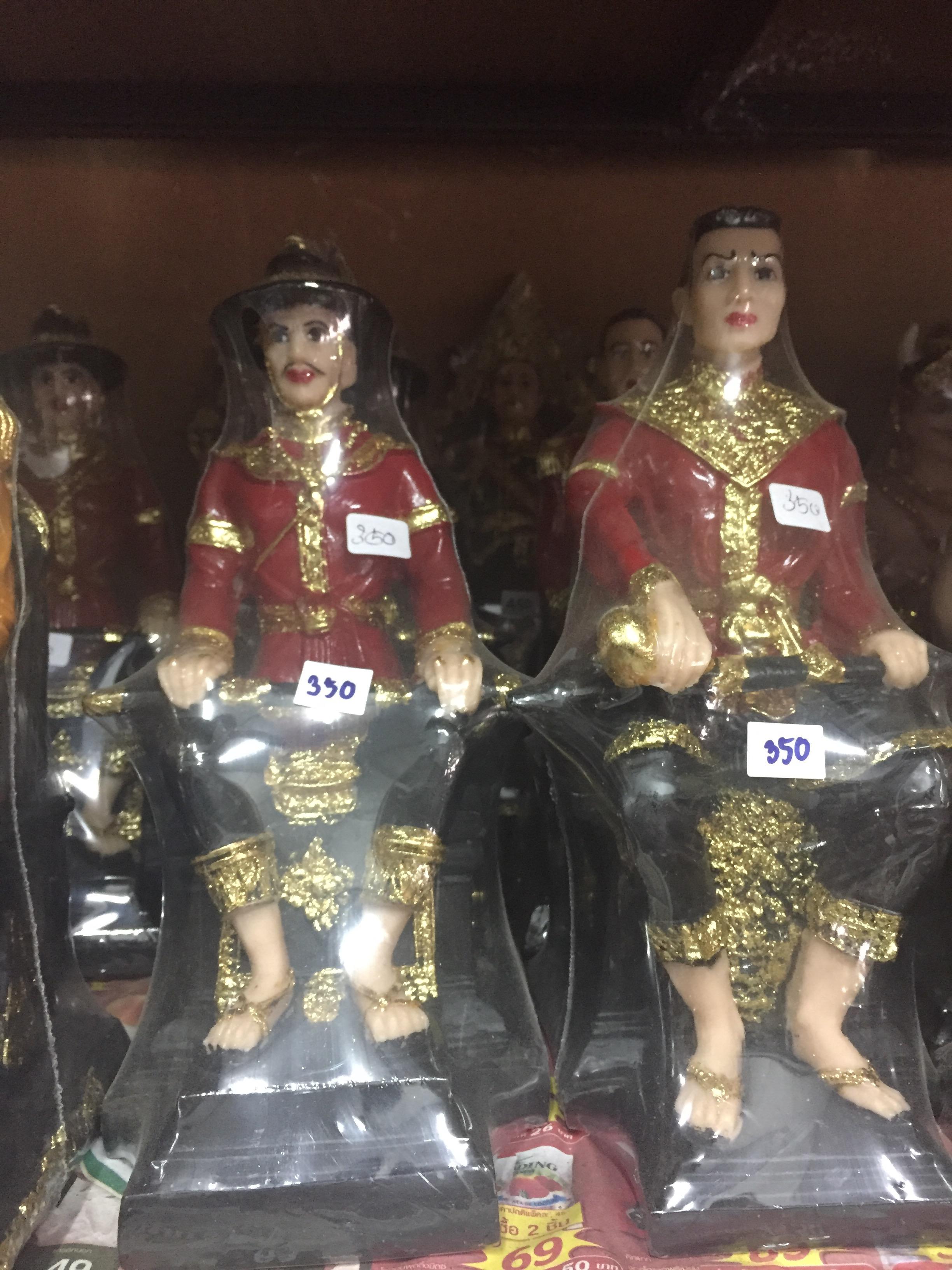 งานเรซิ่นรูปเหมือนพระนเรศวร