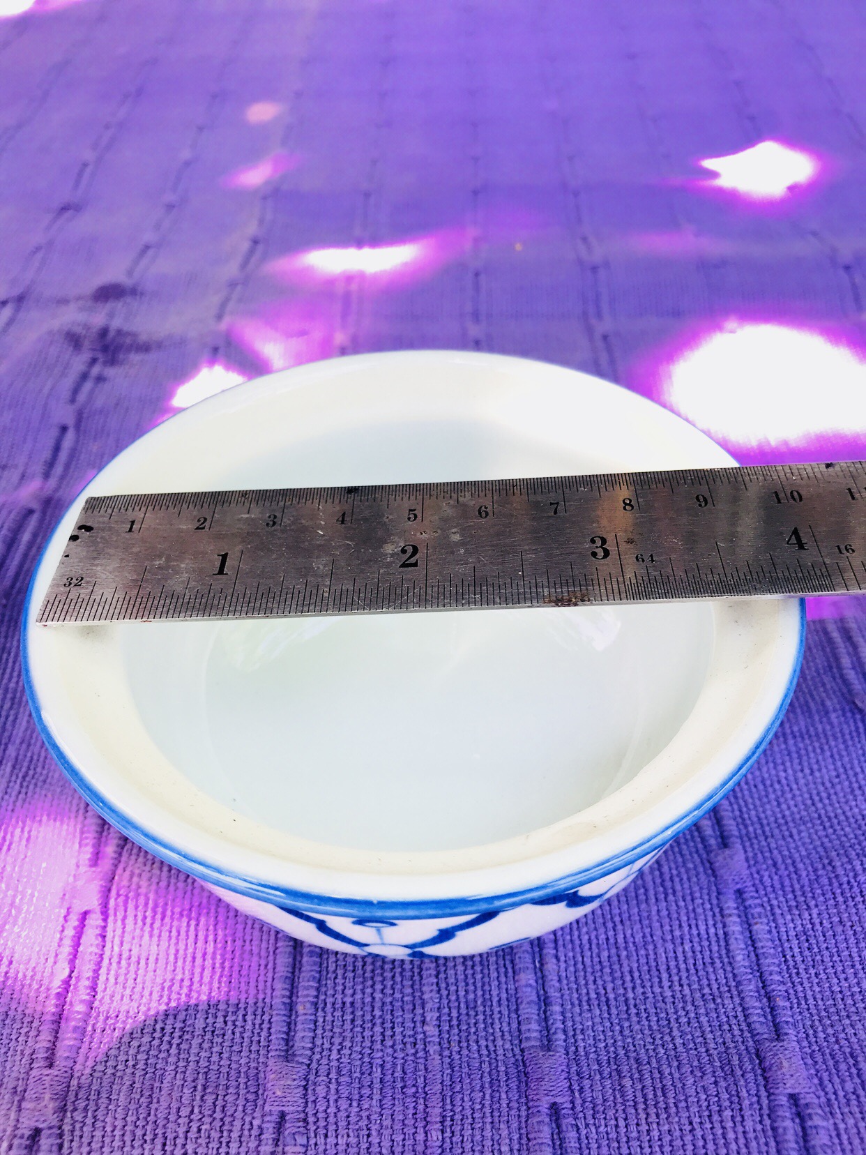 ถ้วยฝาปิดลายไทย4"