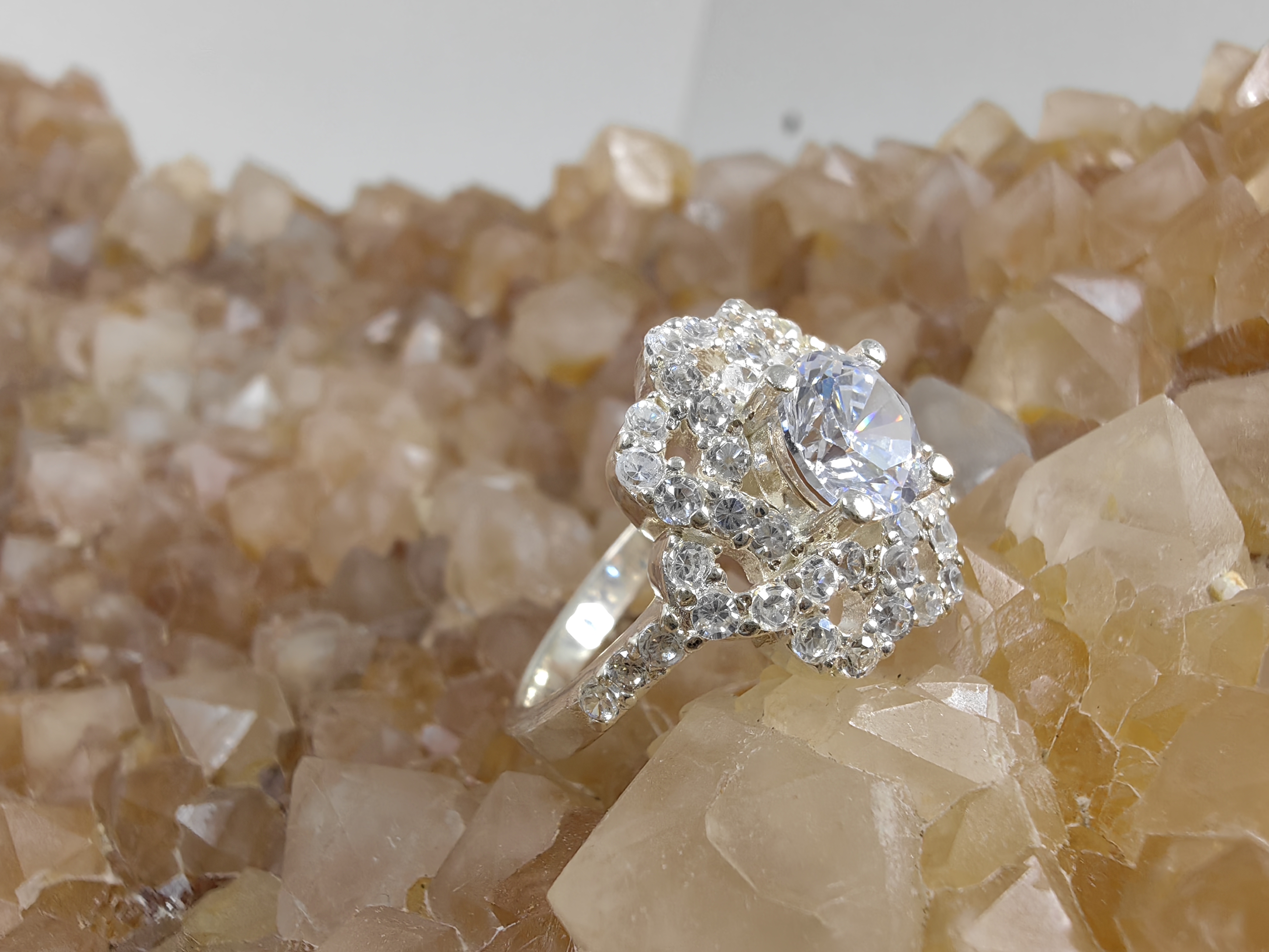 แหวนเพชร CZ เงินแท้ 92.5% Cubic Zirconia 925 Sterling Silver Ring Size 51