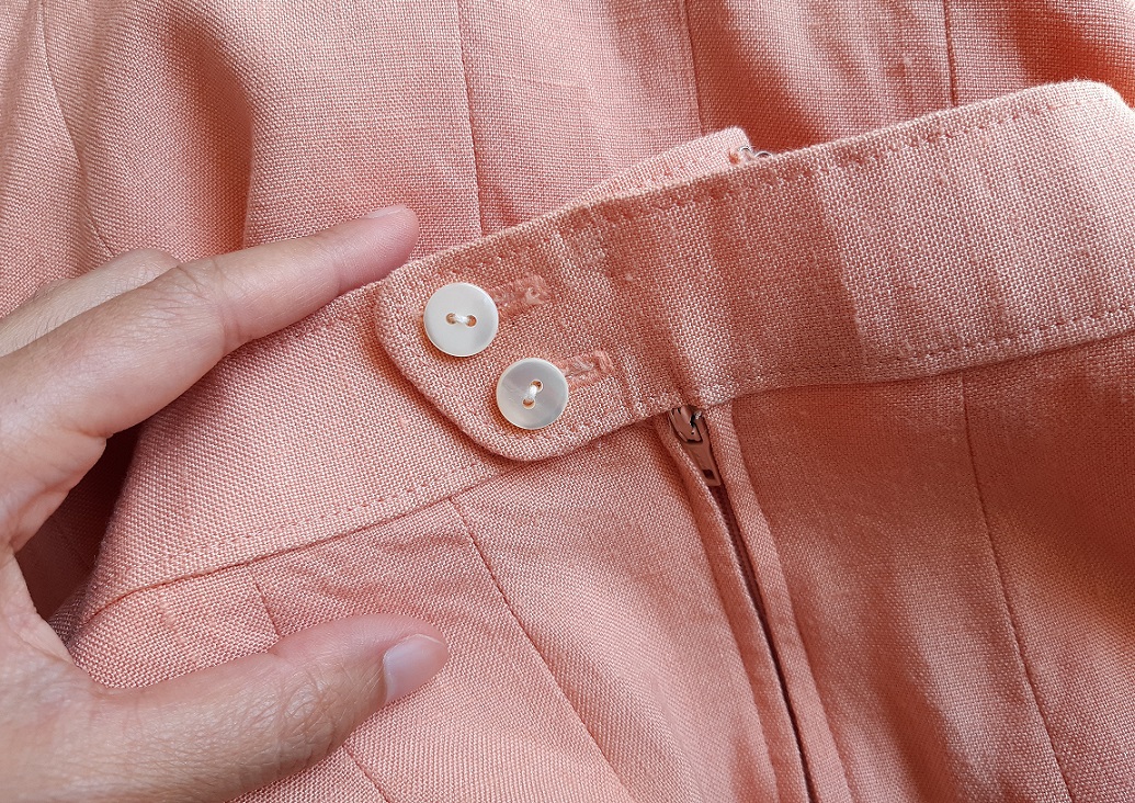 กระโปรงหางปลาสีส้มพาสเทล