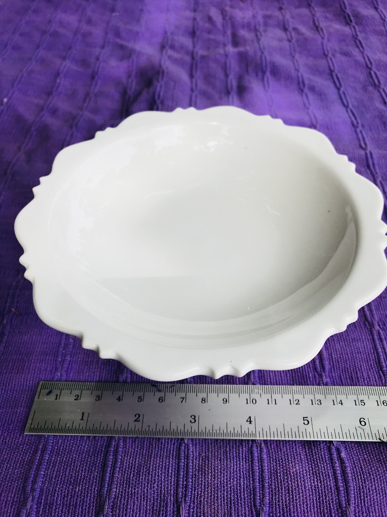 พานเชิงสีขาว6”