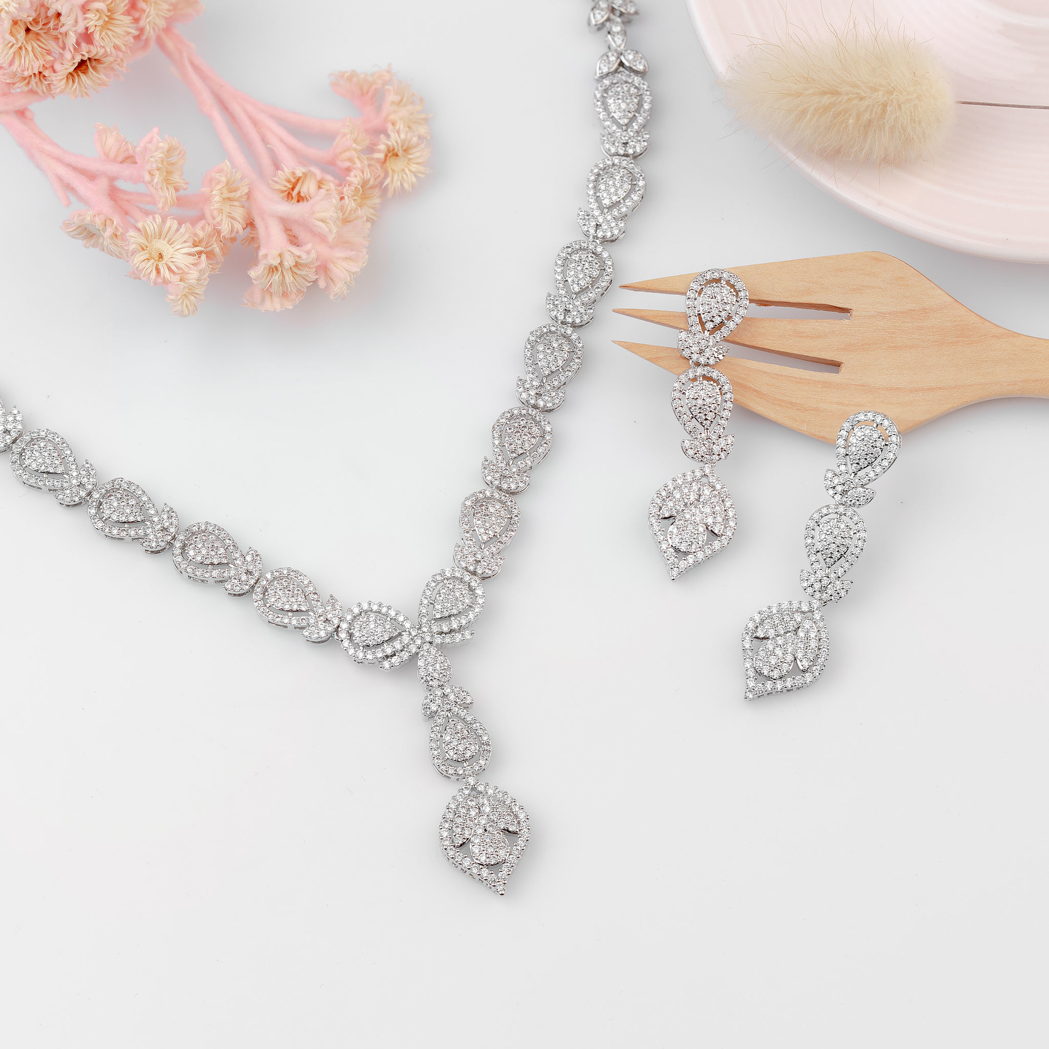 DIAMOND 18K WHITE GOLD NECKLACE EARRING สร้อยคอ ต่างหู เพชร ทอง 18K Pre-order