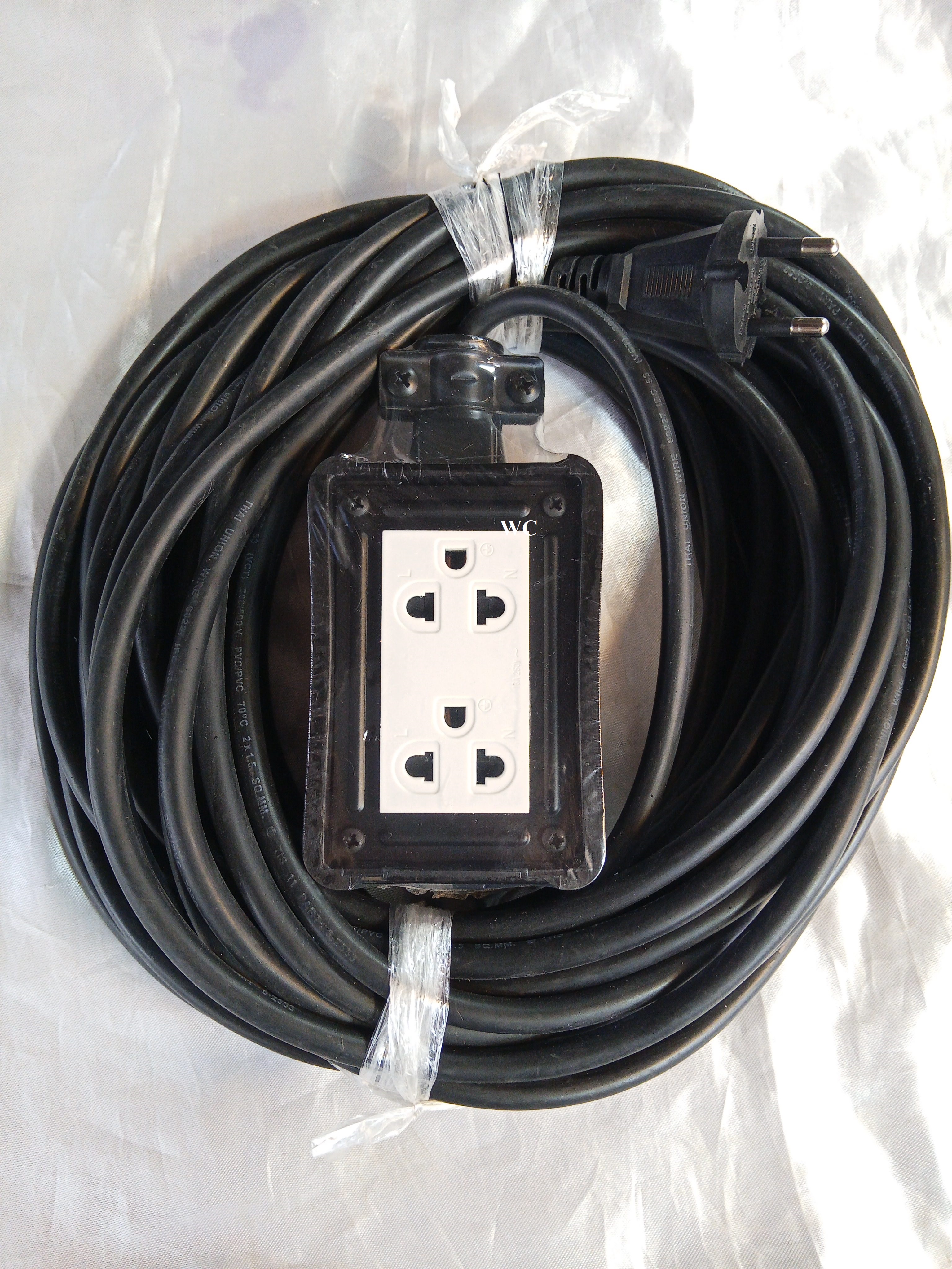 ปลั๊กไฟ ปลั๊กพ่วง บล็อกยาง บ๊อกยางพร้อมสายไฟ VENA รุ่น2x4 20เมตร ทนกระแสไฟแยอะกว่าปกติ ทนร้อน TIS-11 PART 5-2553