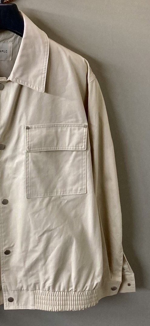 G 220478 เสื้อแจ็คเก็ตแขนยาว SIMPLE ราคาเช่า 60 บาท ต่อ 1 วัน