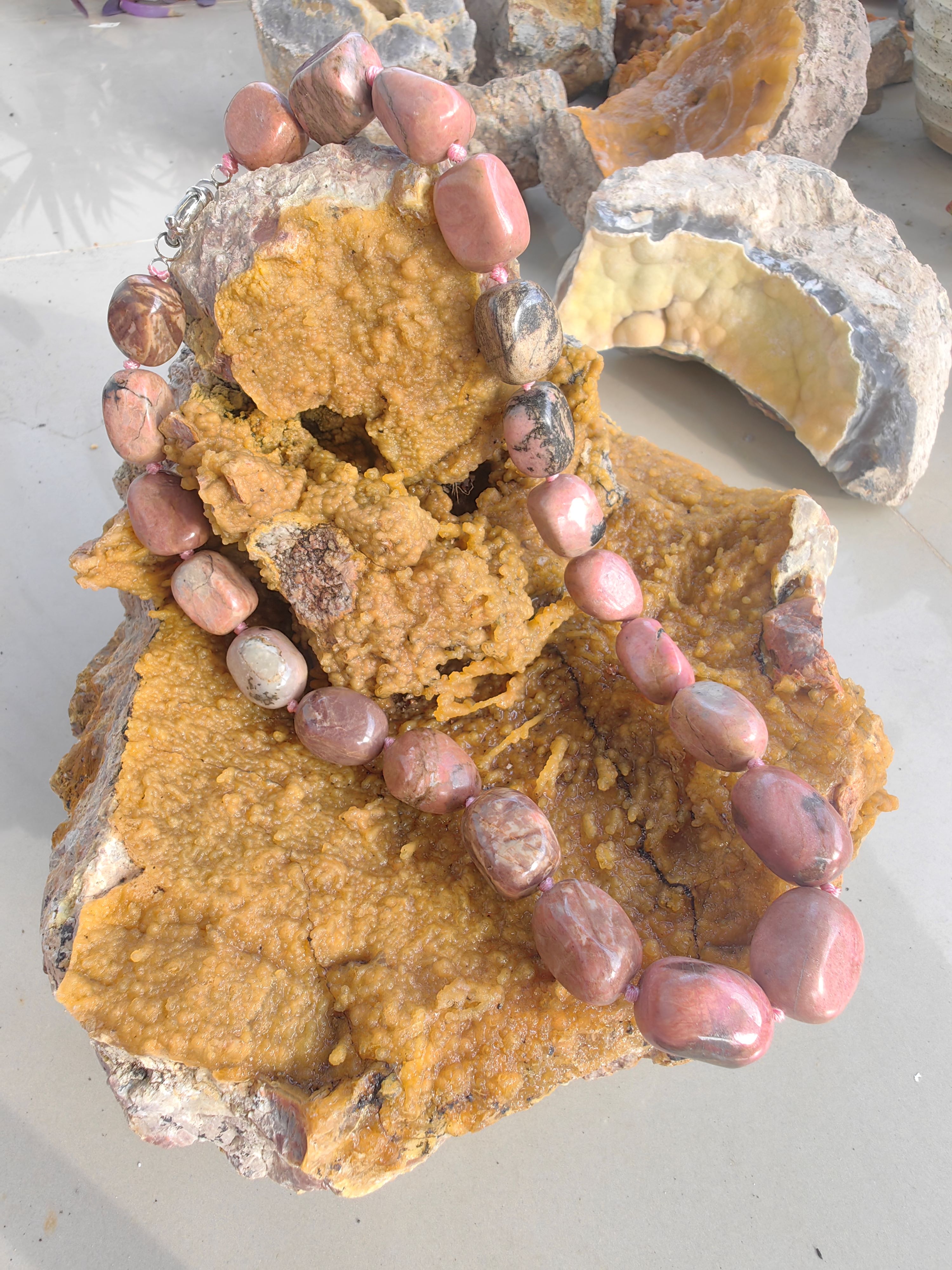 Rhodochrosite Necklace สร้อยคอโรโดโครไซต์ L 49 cm. 989.00 ct.