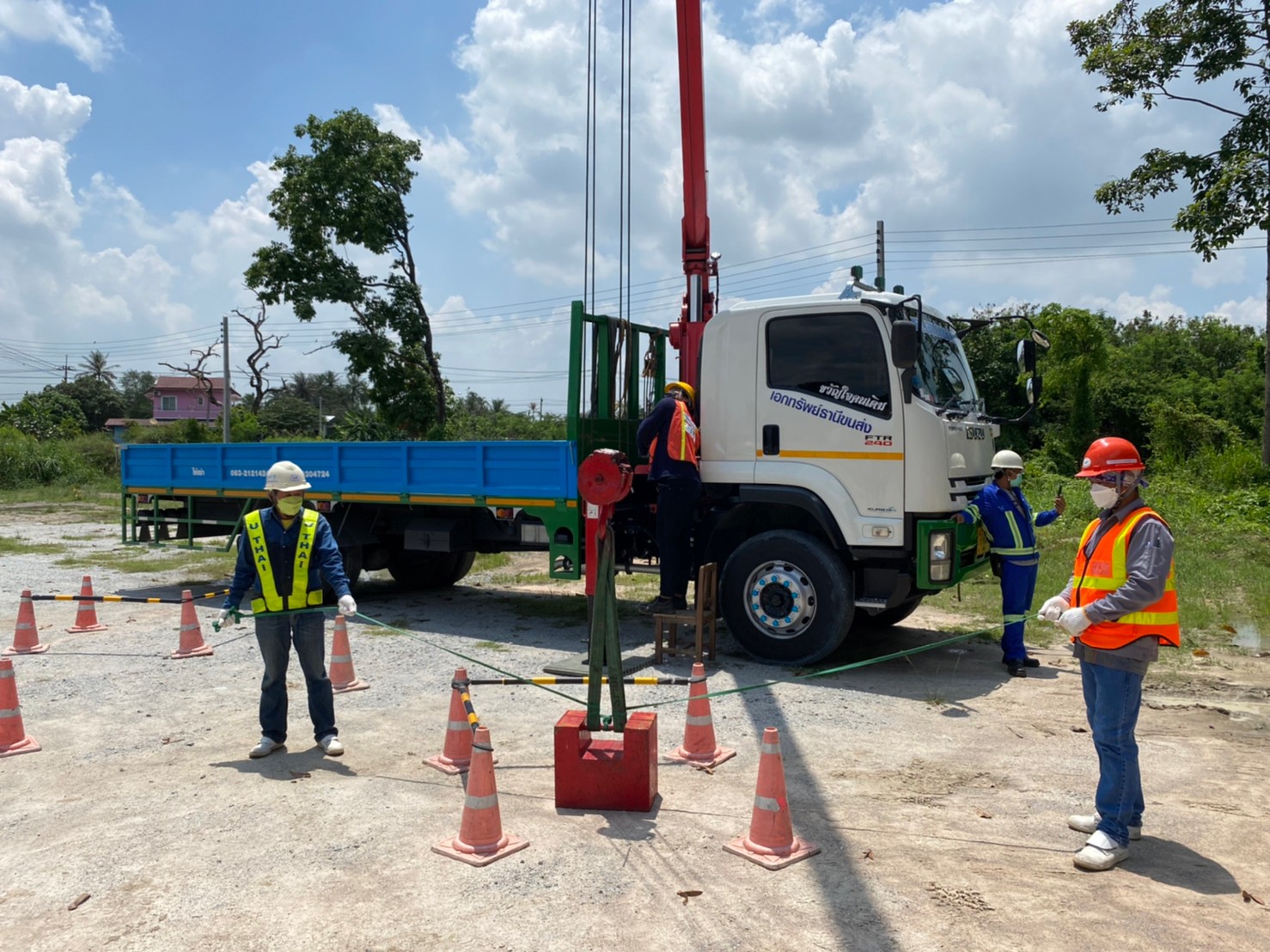 อบรมหลักสูตรเครน 4 ผู้ หลักสูตร ผู้บังคับปั้นจั่น ผู้ให้สัญญาณแก่ผู้บังคับปั้นจั่น ผู้ยึดเกาะวัสดุ และผู้ควบคุมการใช้ปั้นจั่น สำหรับปั้นจั่นชนิดเคลื่อนที่ กฎหมายใหม่ อบรม Public บาท / ท่าน อบรมเครนหลักสูตร ภาษาอังกฤษ