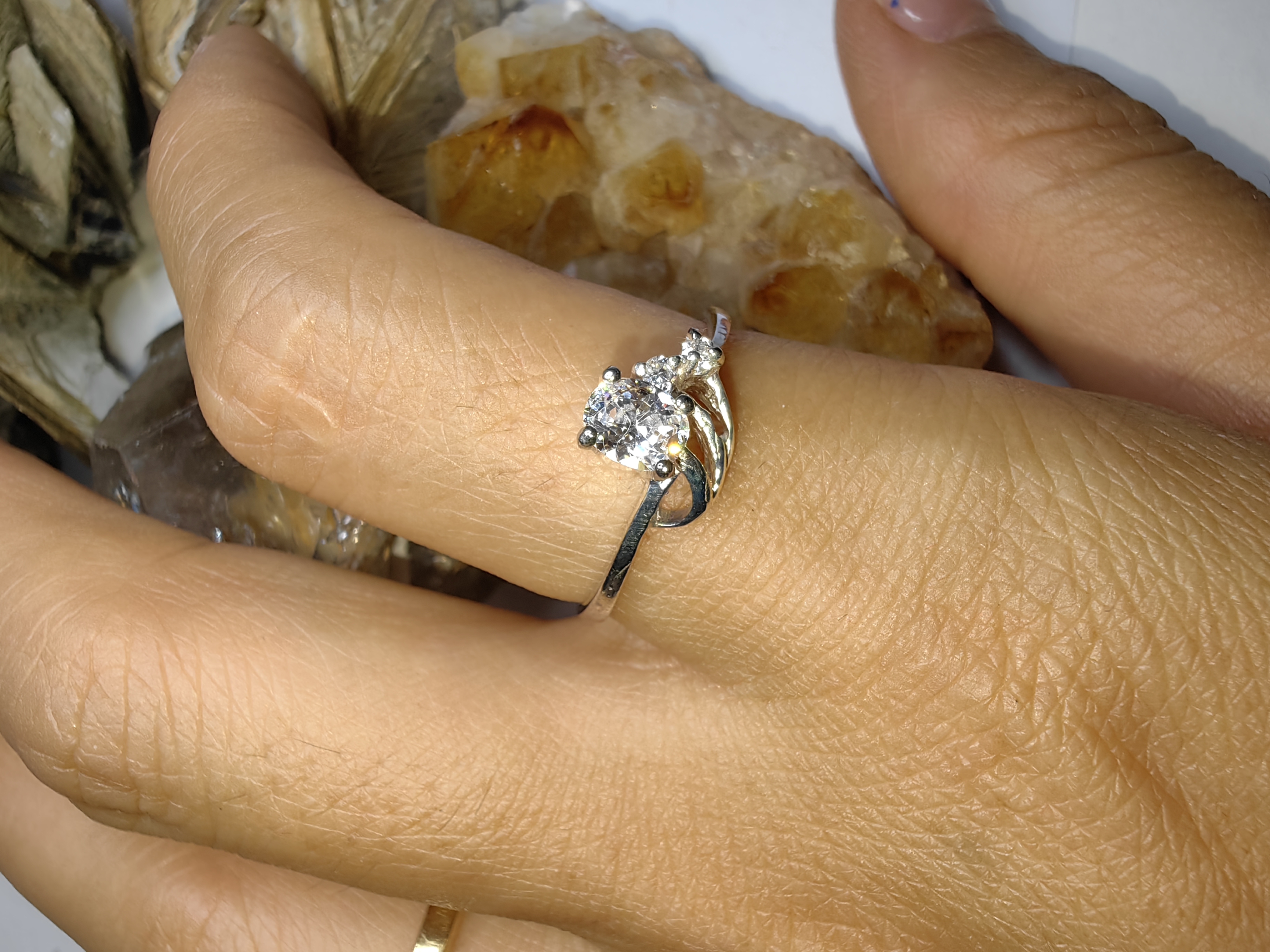 แหวนเพชร CZ เงินแท้ 92.5% Cubic Zirconia 925 Sterling Silver Ring Size 57